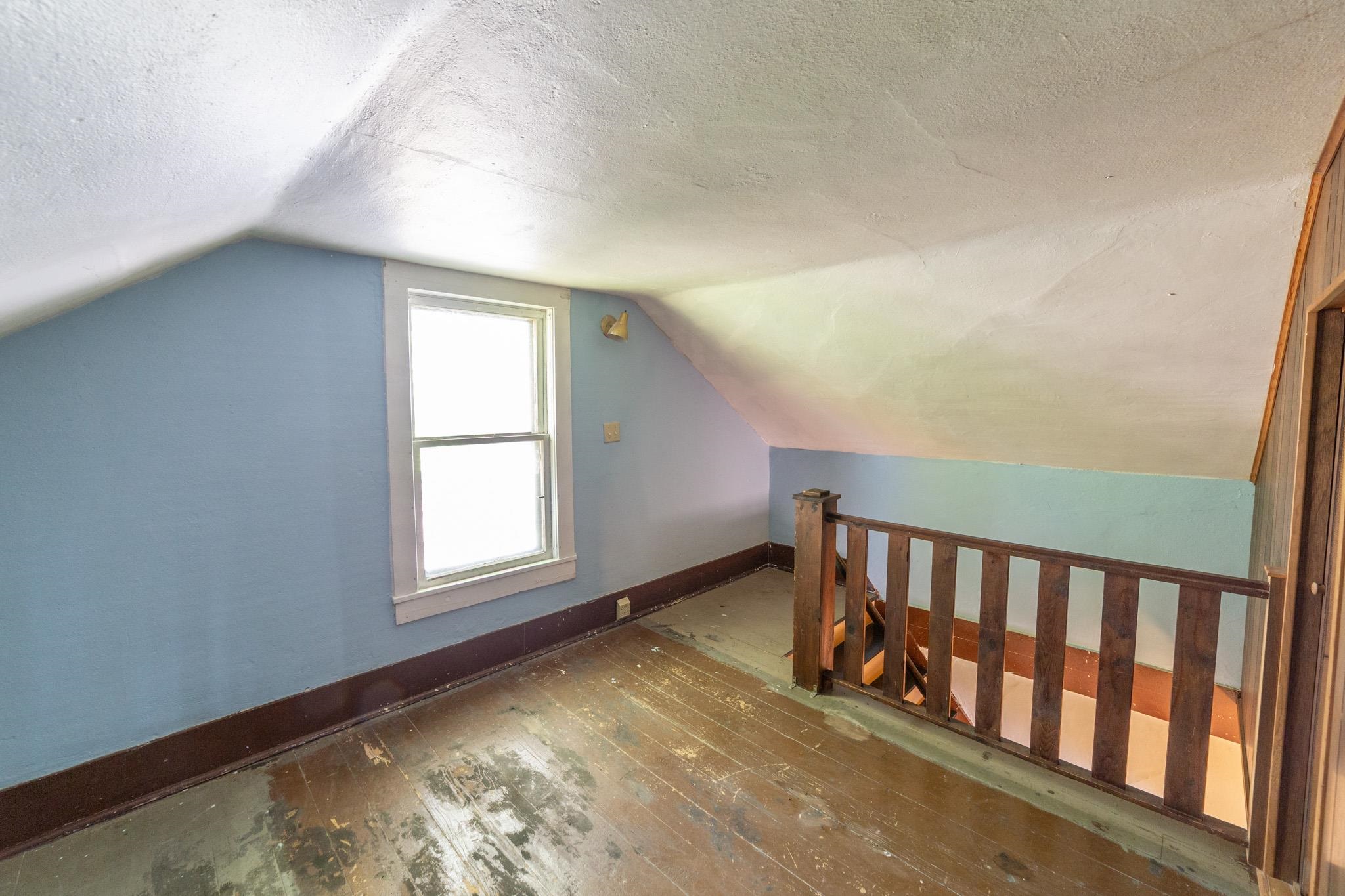 310 N MAPLE AVENUE, Marshfield, Wisconsin 54449, 5 Bedrooms Bedrooms, ,1 BathroomBathrooms,Residential,For Sale,310 N MAPLE AVENUE,22504751