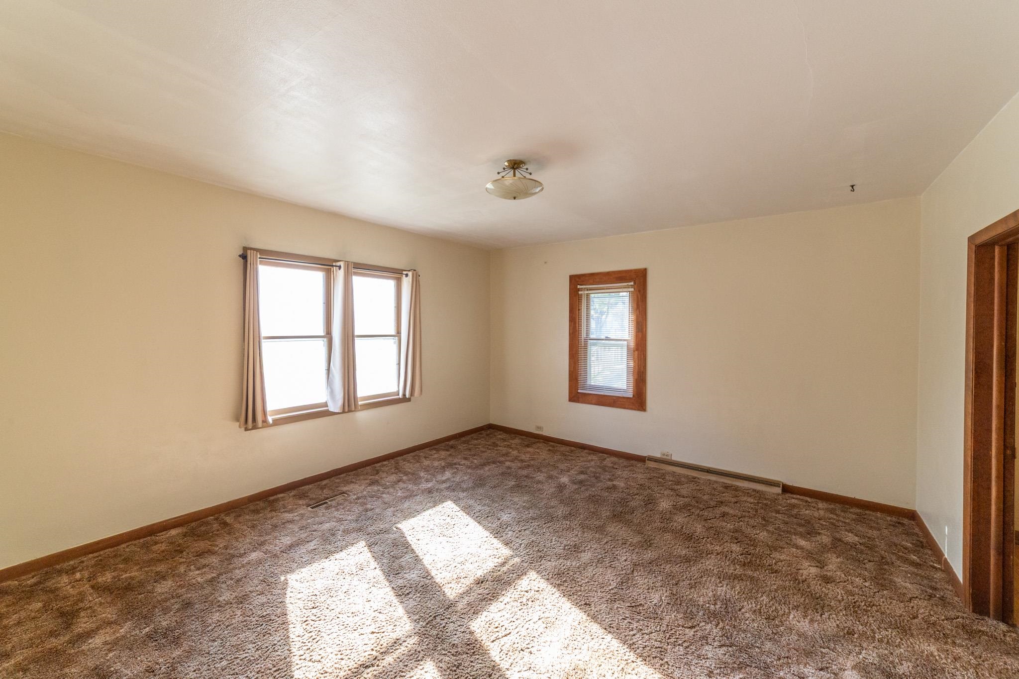 310 N MAPLE AVENUE, Marshfield, Wisconsin 54449, 5 Bedrooms Bedrooms, ,1 BathroomBathrooms,Residential,For Sale,310 N MAPLE AVENUE,22504751