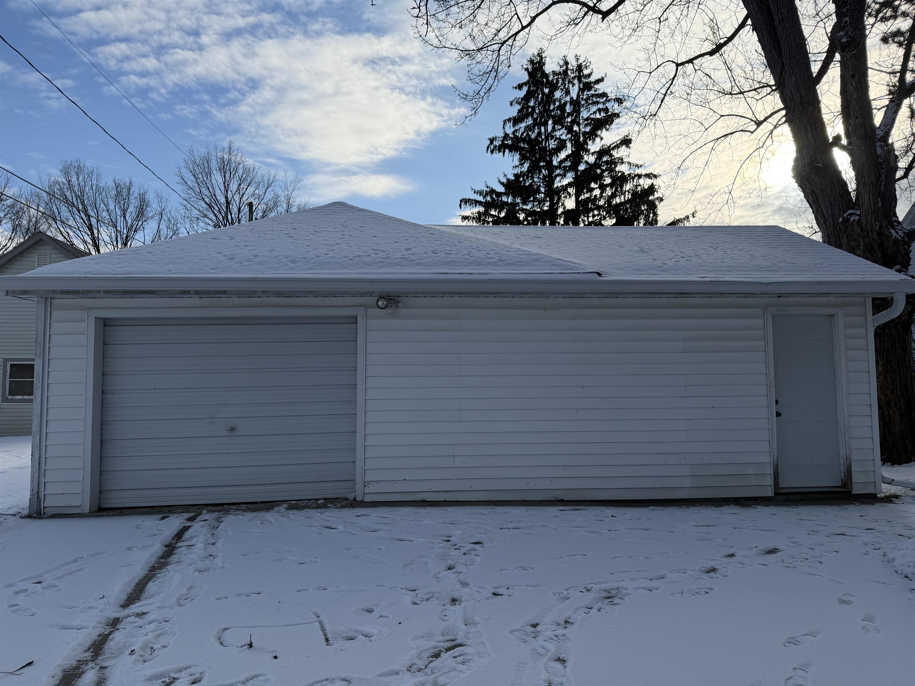 427 N 6TH AVENUE, Wausau, Wisconsin 54401, 3 Bedrooms Bedrooms, ,1 BathroomBathrooms,Residential,For Sale,427 N 6TH AVENUE,22504795