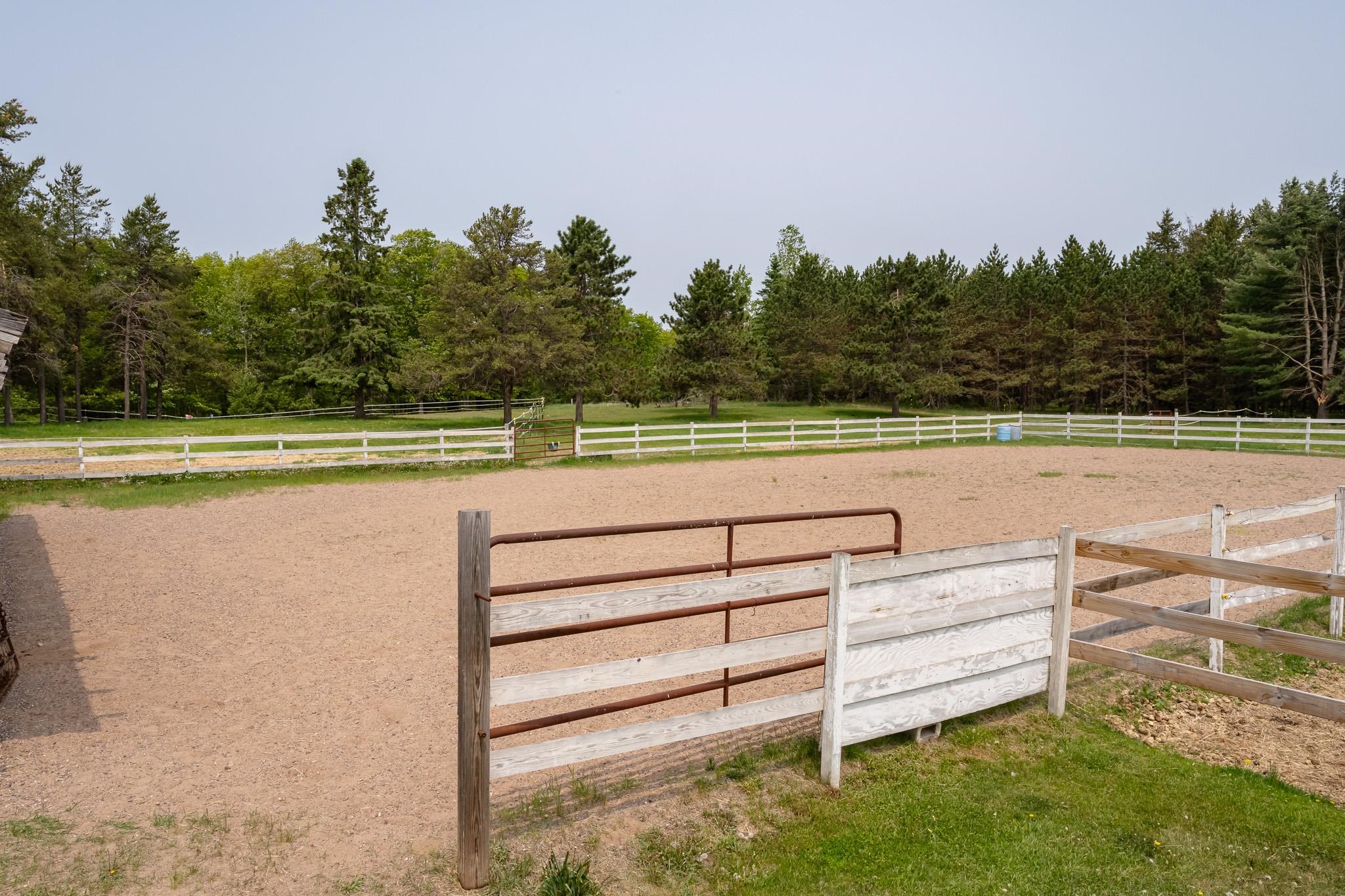6050 CTH Y, Hazelhurst, Wisconsin 53531, 3 Bedrooms Bedrooms, ,3 BathroomsBathrooms,Residential,For Sale,6050 CTH Y,22504802