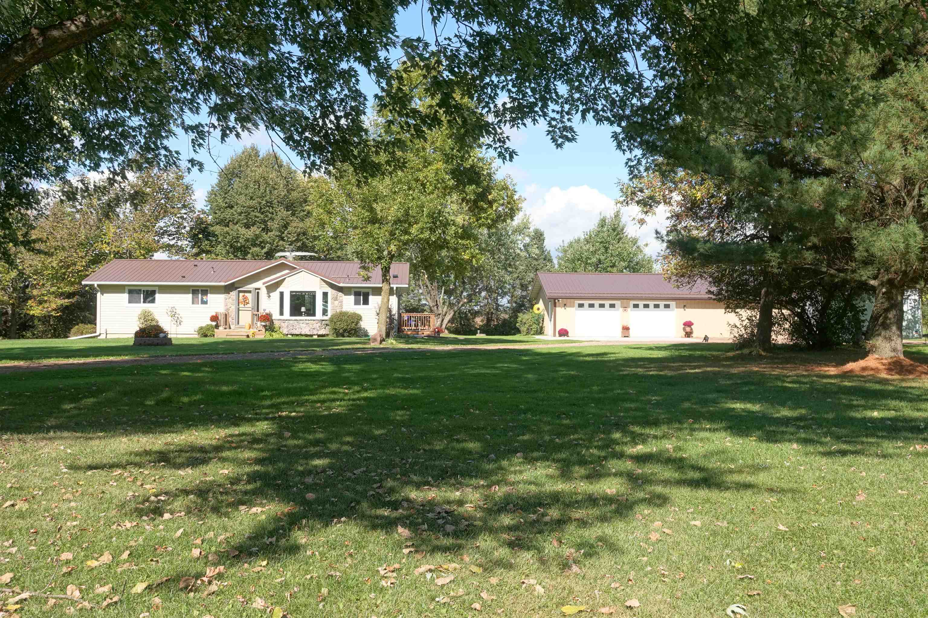 W5060 ELM AVENUE, Stetsonville, Wisconsin 54480, 3 Bedrooms Bedrooms, ,2 BathroomsBathrooms,Residential,For Sale,W5060 ELM AVENUE,22504809