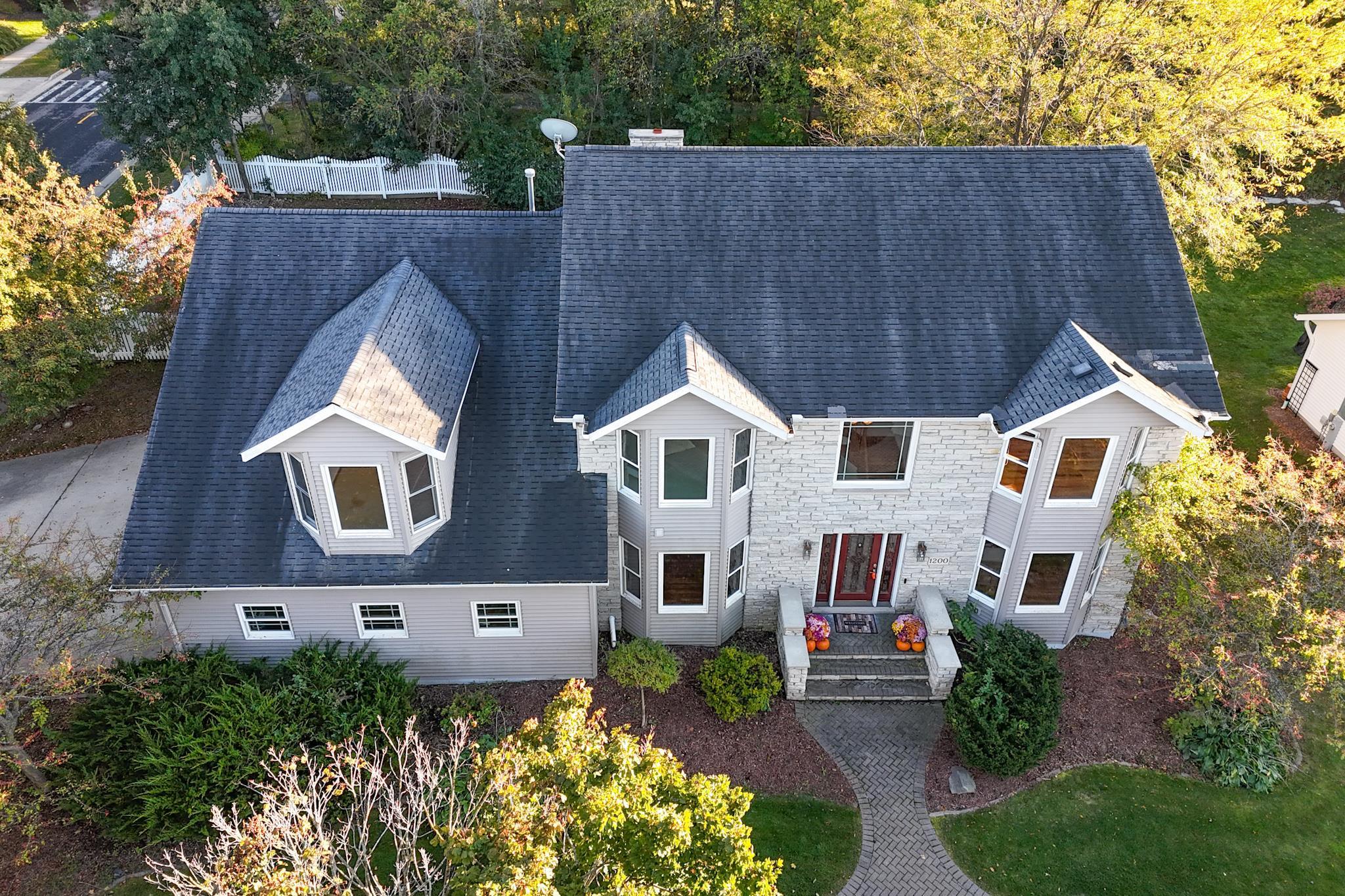 1200 W STATE STREET, Marshfield, Wisconsin 54449, 5 Bedrooms Bedrooms, ,3 BathroomsBathrooms,Residential,For Sale,1200 W STATE STREET,22504853