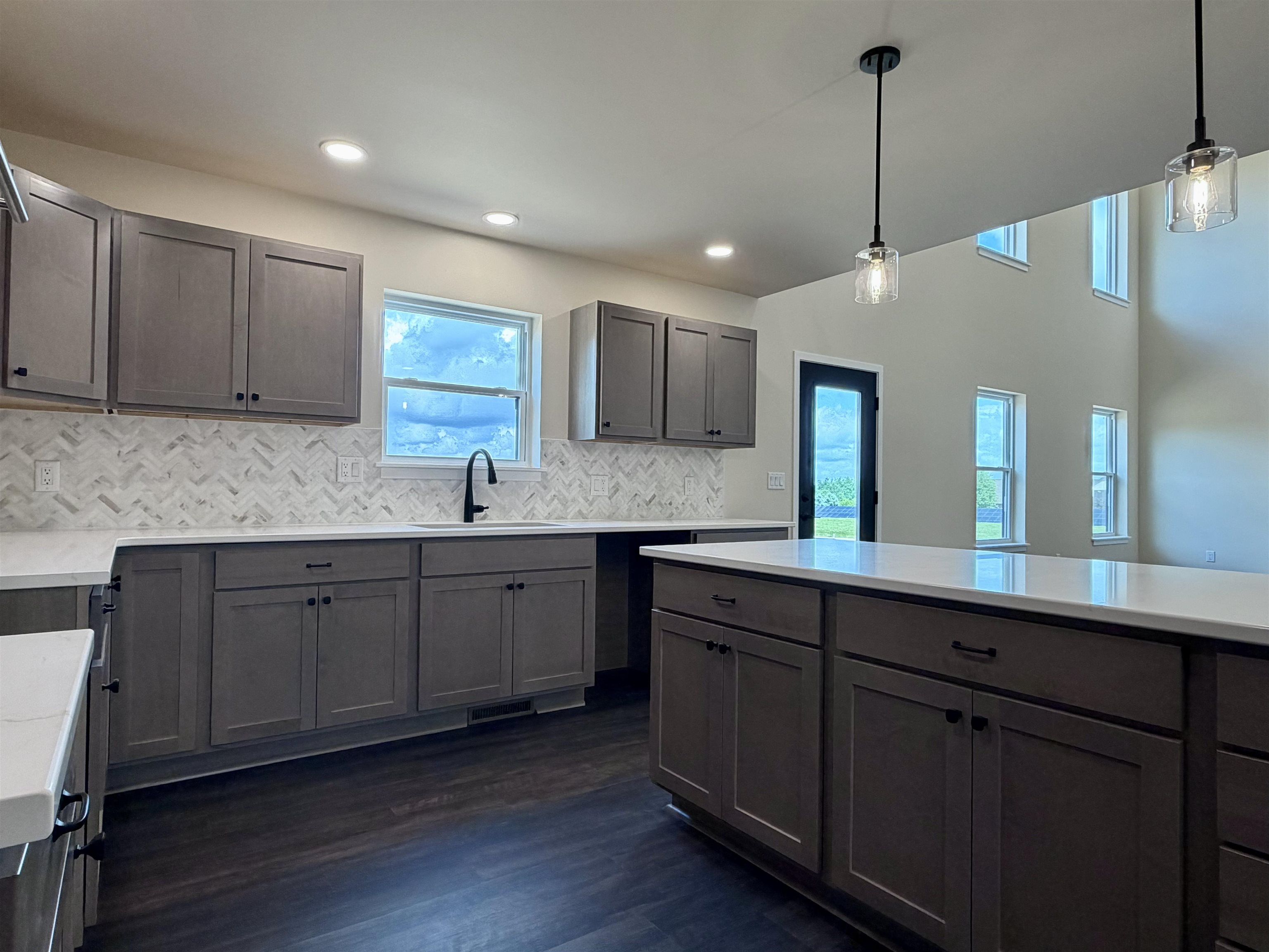 404 S BIRCH AVENUE, Marshfield, Wisconsin 54449, 3 Bedrooms Bedrooms, ,2 BathroomsBathrooms,Residential,For Sale,404 S BIRCH AVENUE,22504858