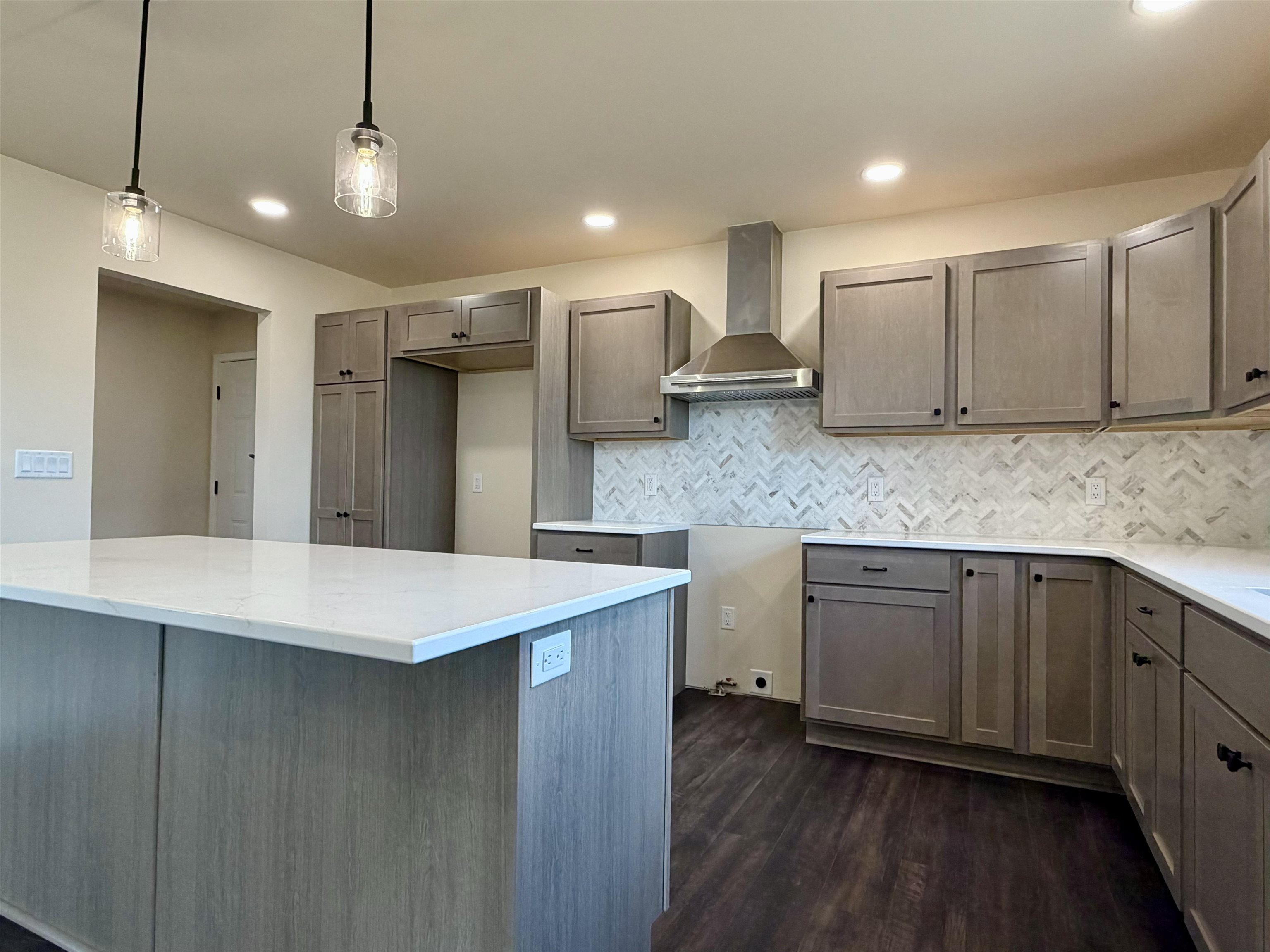 404 S BIRCH AVENUE, Marshfield, Wisconsin 54449, 3 Bedrooms Bedrooms, ,2 BathroomsBathrooms,Residential,For Sale,404 S BIRCH AVENUE,22504858