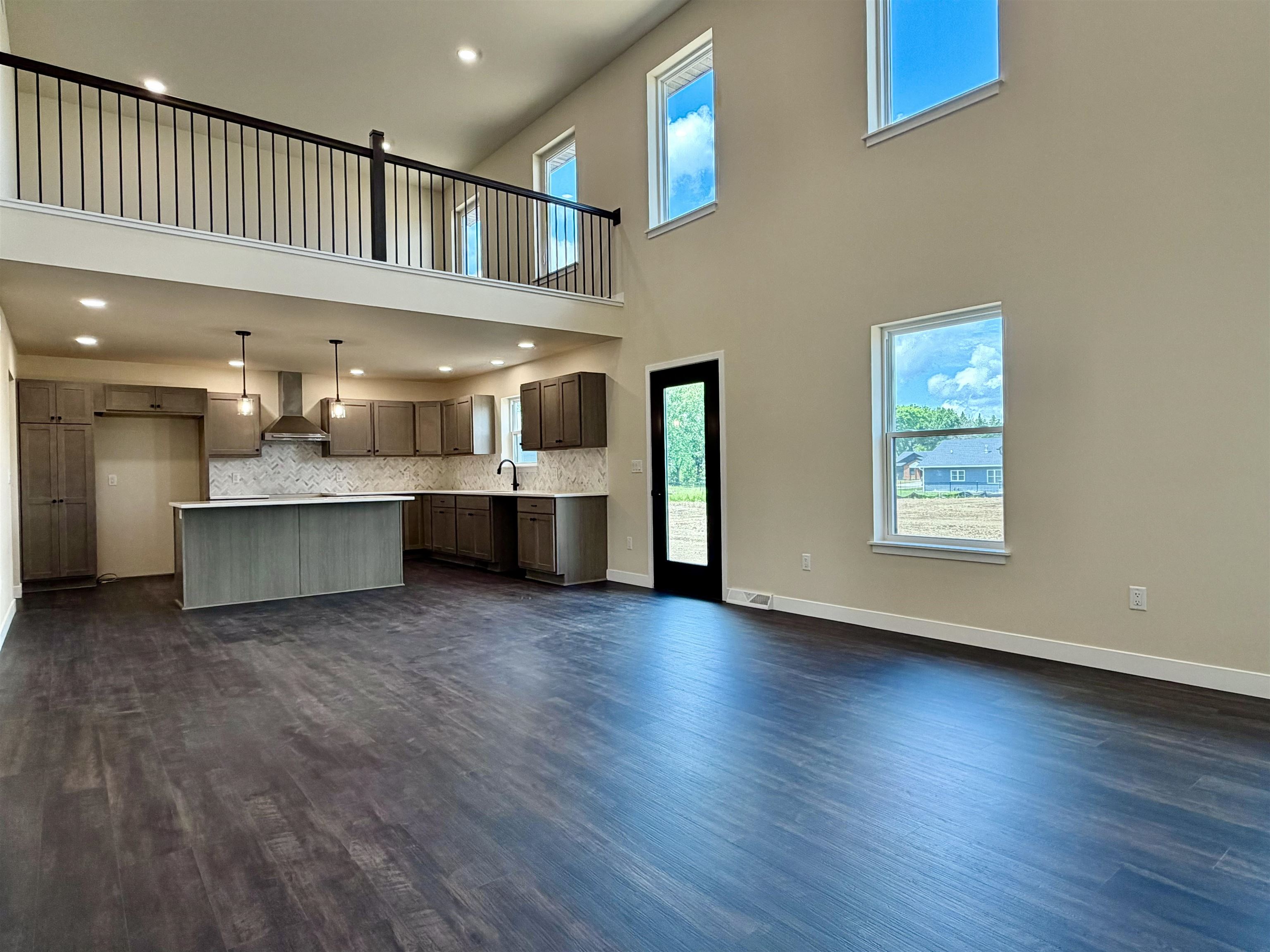 404 S BIRCH AVENUE, Marshfield, Wisconsin 54449, 3 Bedrooms Bedrooms, ,2 BathroomsBathrooms,Residential,For Sale,404 S BIRCH AVENUE,22504858