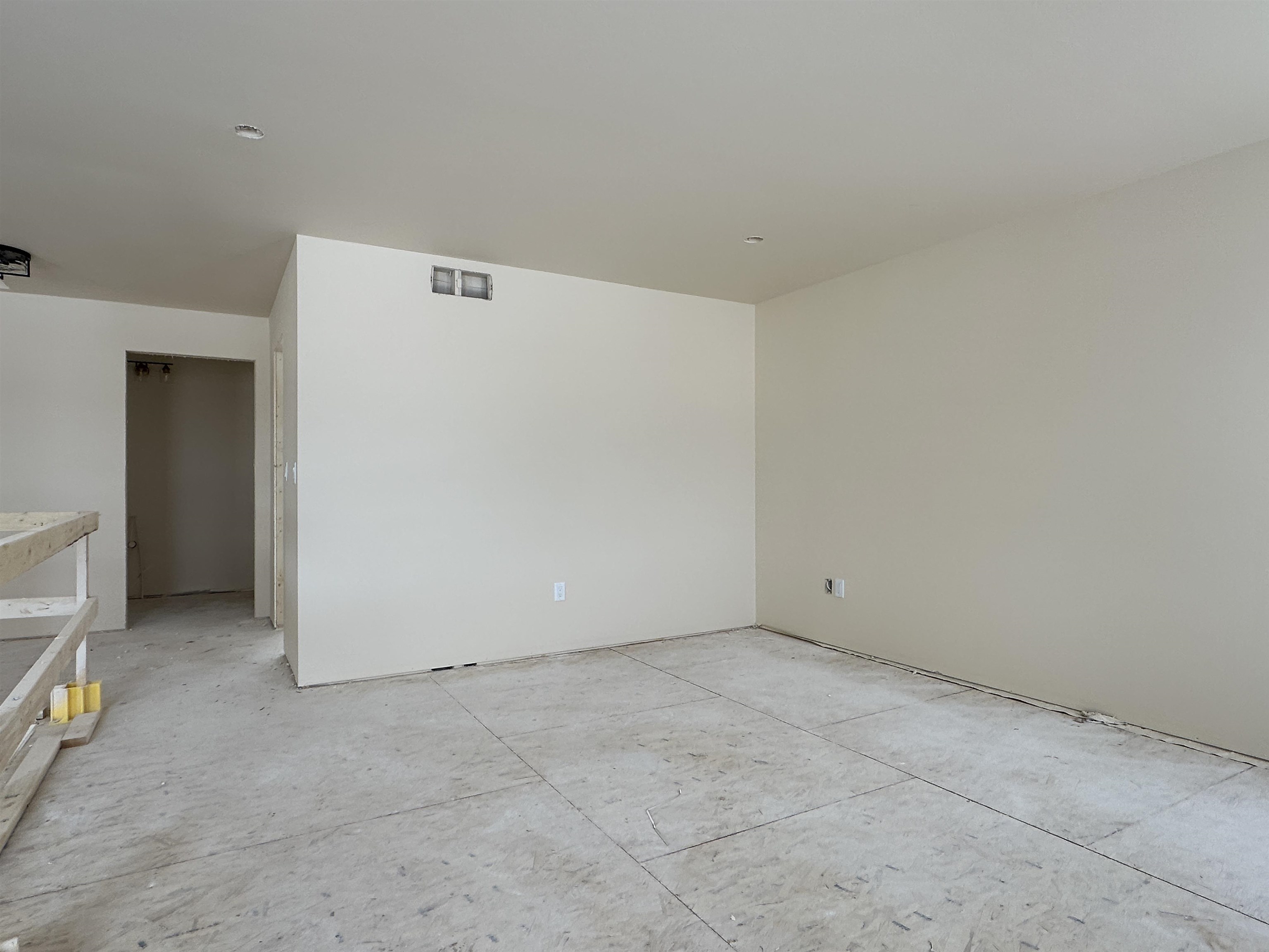 404 S BIRCH AVENUE, Marshfield, Wisconsin 54449, 3 Bedrooms Bedrooms, ,2 BathroomsBathrooms,Residential,For Sale,404 S BIRCH AVENUE,22504858