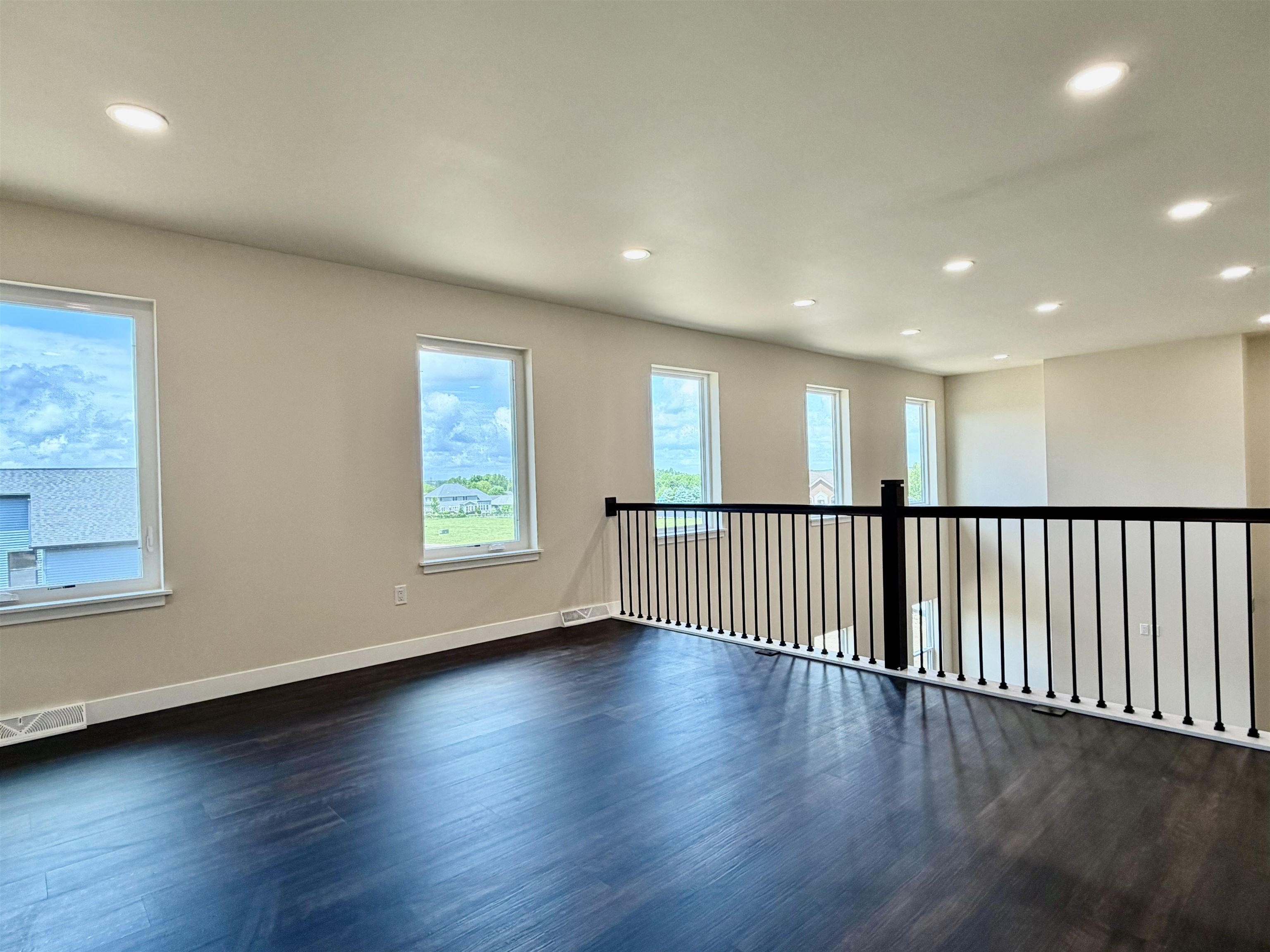 404 S BIRCH AVENUE, Marshfield, Wisconsin 54449, 3 Bedrooms Bedrooms, ,2 BathroomsBathrooms,Residential,For Sale,404 S BIRCH AVENUE,22504858