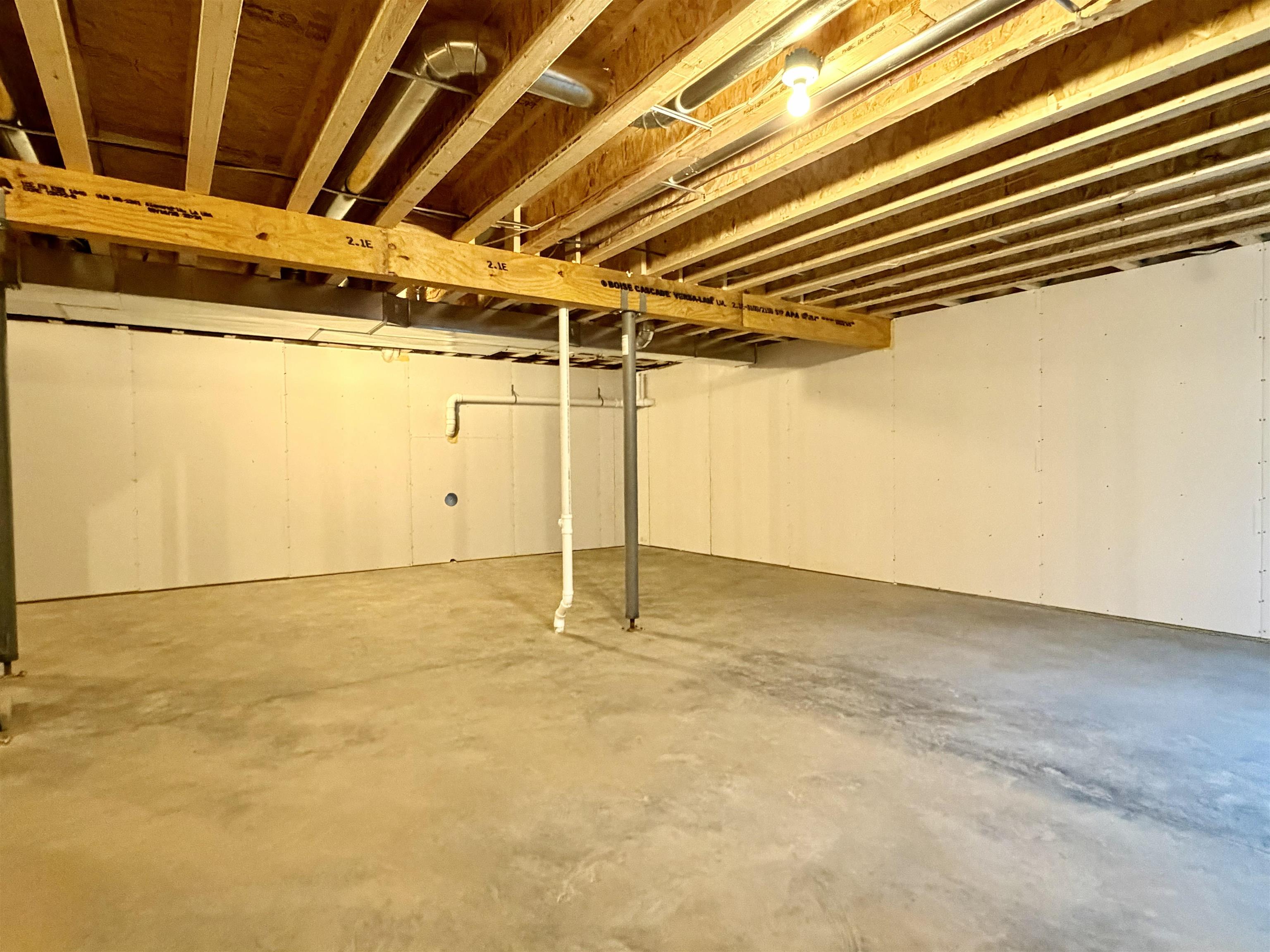 404 S BIRCH AVENUE, Marshfield, Wisconsin 54449, 3 Bedrooms Bedrooms, ,2 BathroomsBathrooms,Residential,For Sale,404 S BIRCH AVENUE,22504858