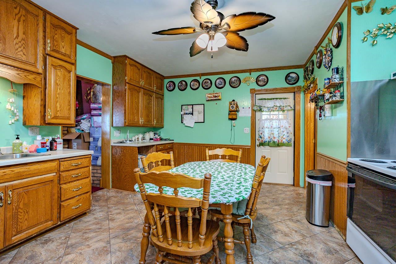 630 HUMBOLDT AVENUE, Wausau, Wisconsin 54403, 3 Bedrooms Bedrooms, ,1 BathroomBathrooms,Residential,For Sale,630 HUMBOLDT AVENUE,22504875