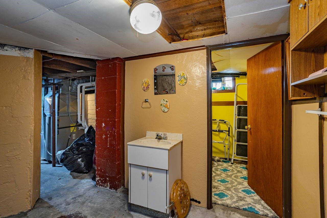 630 HUMBOLDT AVENUE, Wausau, Wisconsin 54403, 3 Bedrooms Bedrooms, ,1 BathroomBathrooms,Residential,For Sale,630 HUMBOLDT AVENUE,22504875