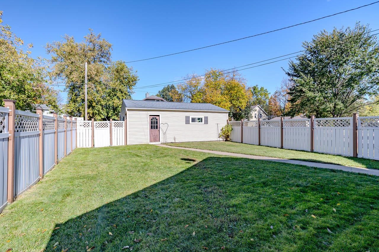 630 HUMBOLDT AVENUE, Wausau, Wisconsin 54403, 3 Bedrooms Bedrooms, ,1 BathroomBathrooms,Residential,For Sale,630 HUMBOLDT AVENUE,22504875