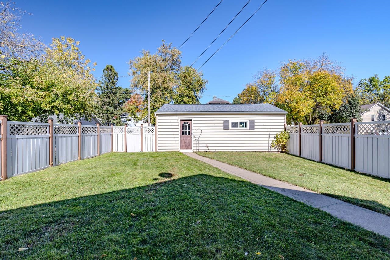 630 HUMBOLDT AVENUE, Wausau, Wisconsin 54403, 3 Bedrooms Bedrooms, ,1 BathroomBathrooms,Residential,For Sale,630 HUMBOLDT AVENUE,22504875