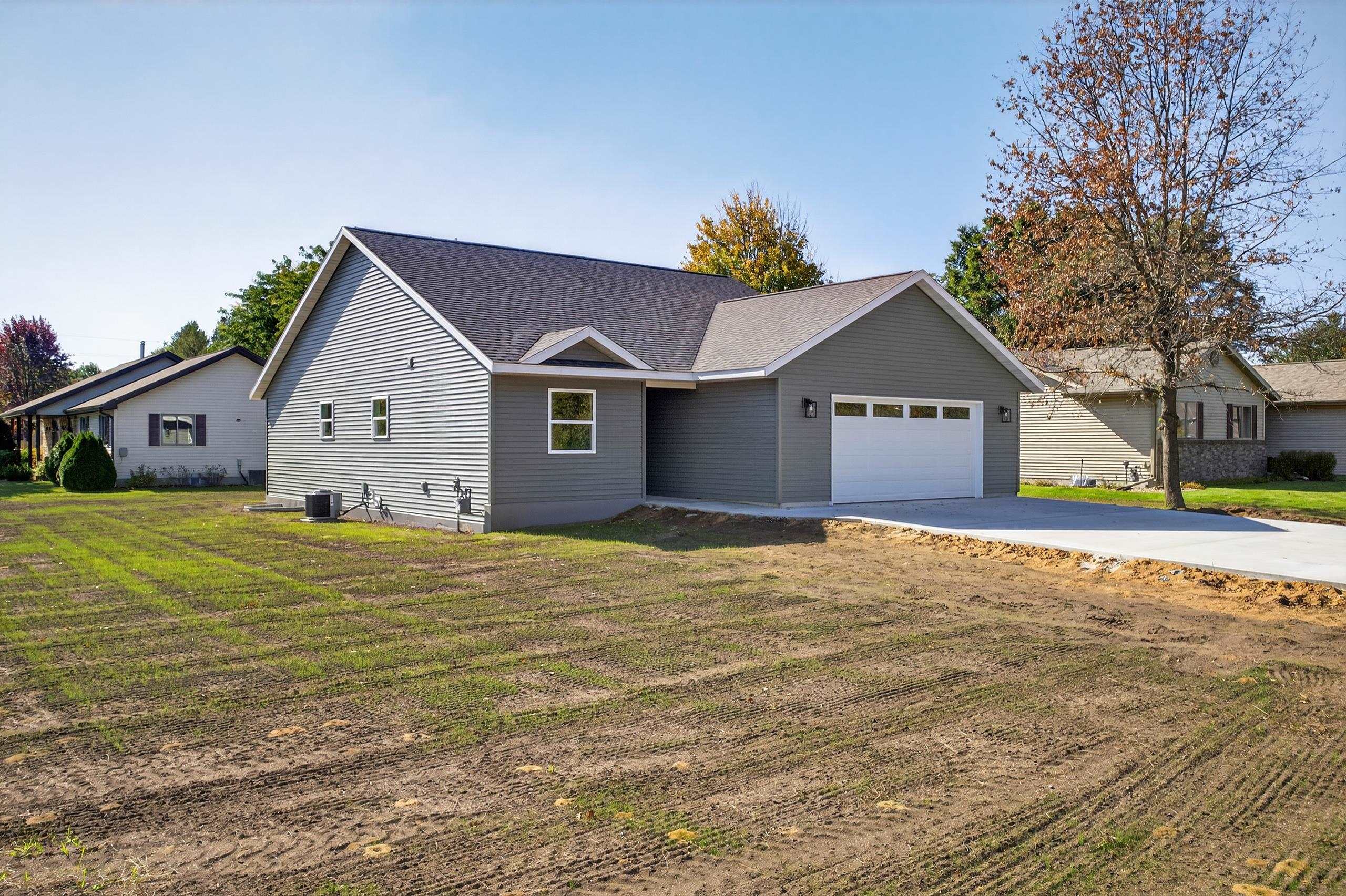 1530 HUNTINGTON AVENUE, Wisconsin Rapids, Wisconsin 54494, 2 Bedrooms Bedrooms, ,2 BathroomsBathrooms,Residential,For Sale,1530 HUNTINGTON AVENUE,22504894