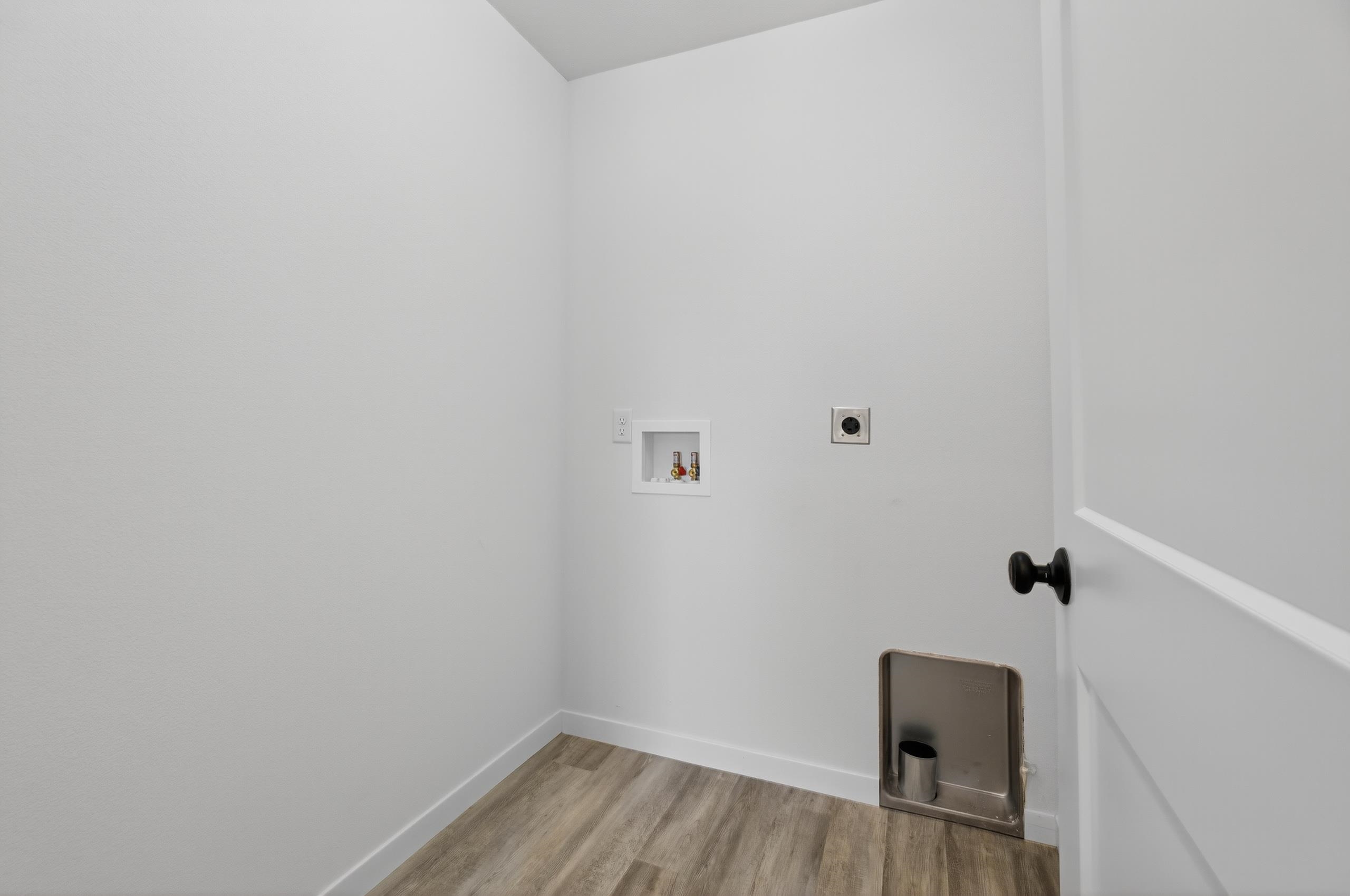 1530 HUNTINGTON AVENUE, Wisconsin Rapids, Wisconsin 54494, 2 Bedrooms Bedrooms, ,2 BathroomsBathrooms,Residential,For Sale,1530 HUNTINGTON AVENUE,22504894