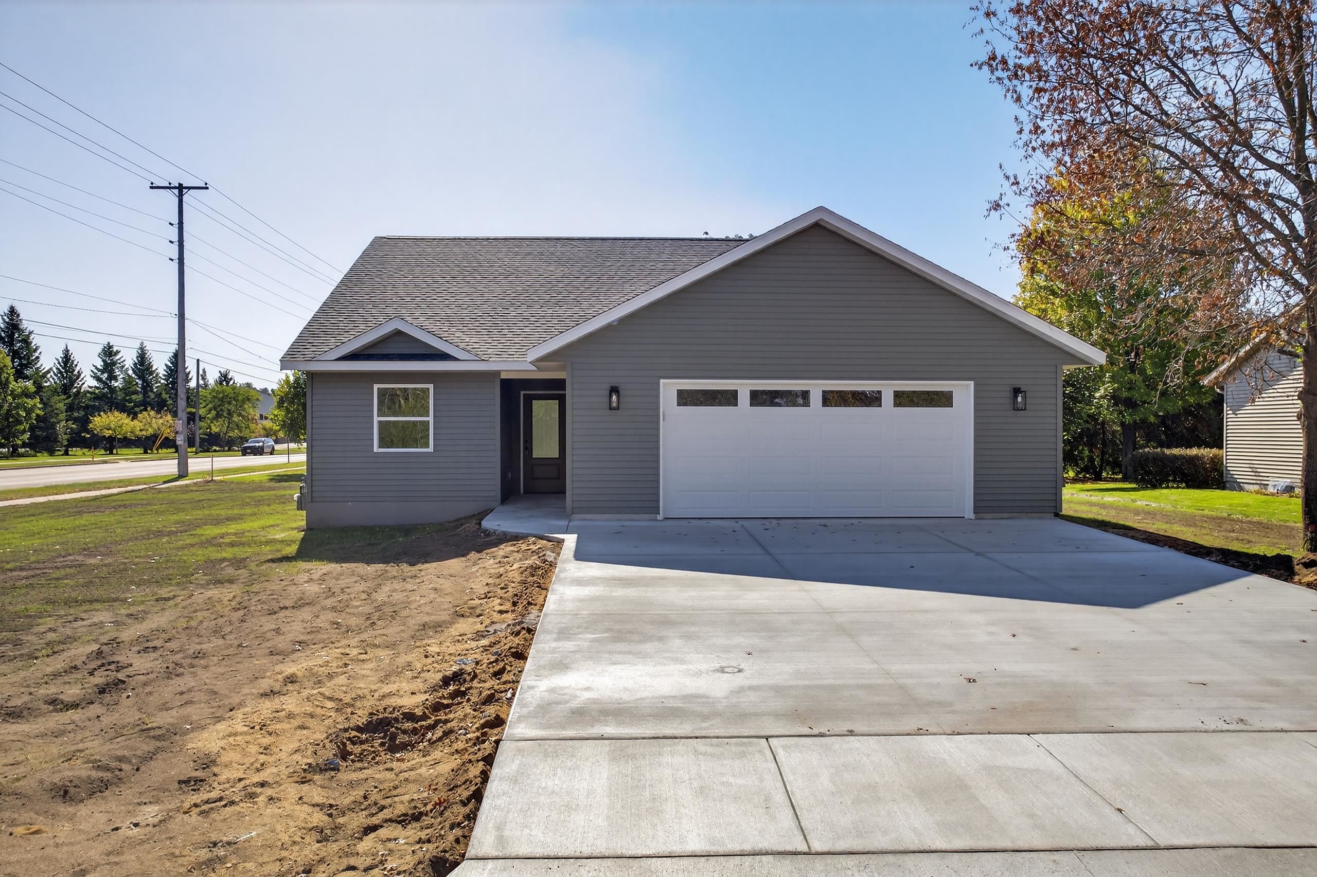 1530 HUNTINGTON AVENUE, Wisconsin Rapids, Wisconsin 54494, 2 Bedrooms Bedrooms, ,2 BathroomsBathrooms,Residential,For Sale,1530 HUNTINGTON AVENUE,22504894