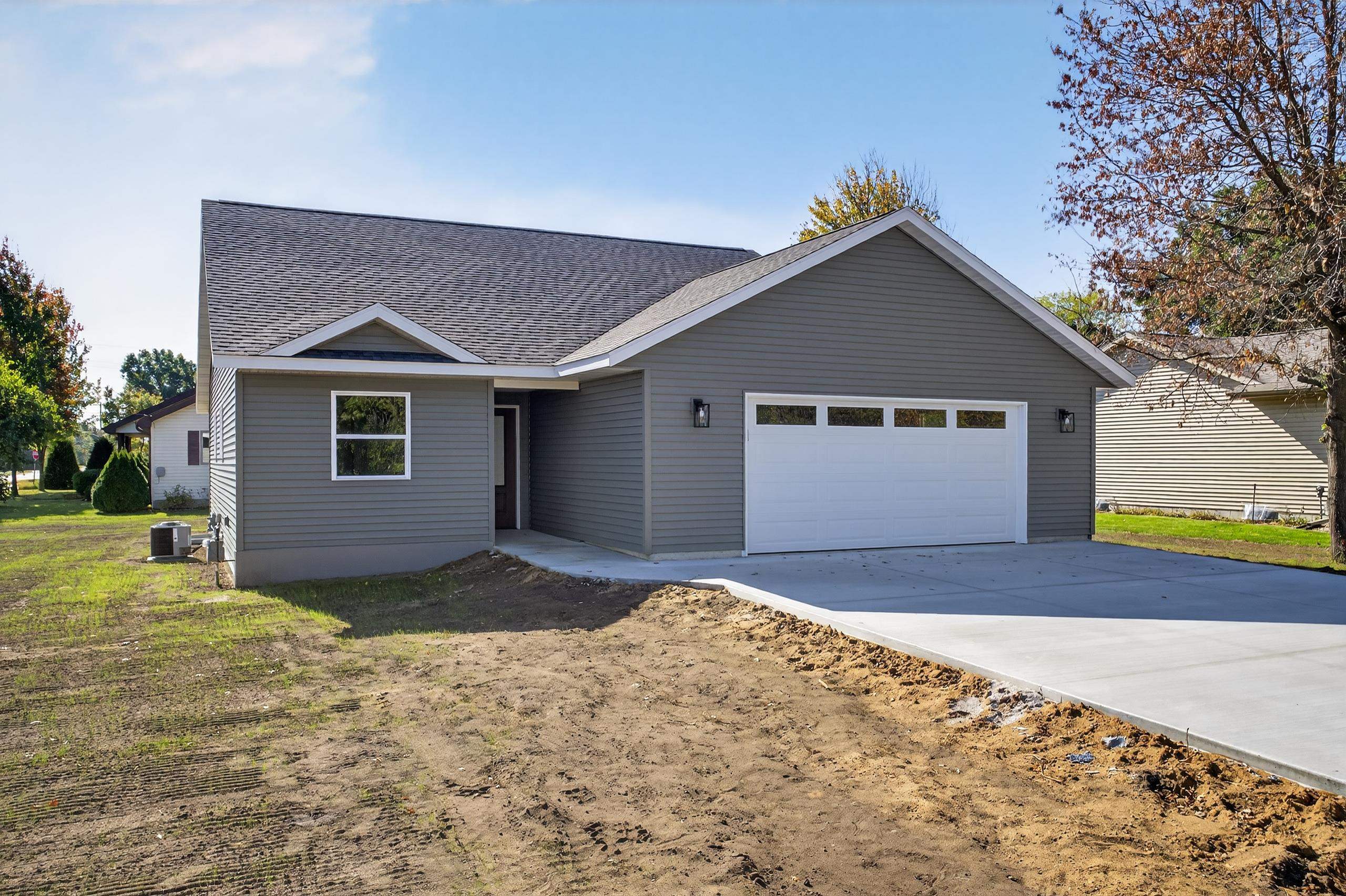 1530 HUNTINGTON AVENUE, Wisconsin Rapids, Wisconsin 54494, 2 Bedrooms Bedrooms, ,2 BathroomsBathrooms,Residential,For Sale,1530 HUNTINGTON AVENUE,22504894