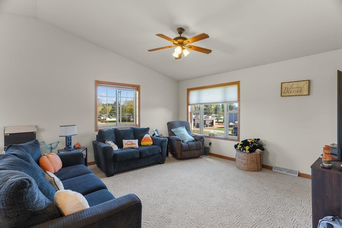 725 PLISCH STREET, Athens, Wisconsin 54411, 3 Bedrooms Bedrooms, ,2.5 BathroomsBathrooms,Multi-family,For Sale,725 PLISCH STREET,22504910