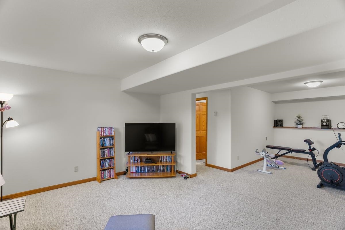 725 PLISCH STREET, Athens, Wisconsin 54411, 3 Bedrooms Bedrooms, ,2.5 BathroomsBathrooms,Multi-family,For Sale,725 PLISCH STREET,22504910