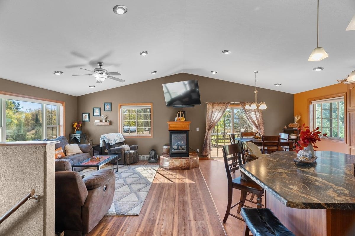 725 PLISCH STREET, Athens, Wisconsin 54411, 3 Bedrooms Bedrooms, ,2.5 BathroomsBathrooms,Multi-family,For Sale,725 PLISCH STREET,22504910