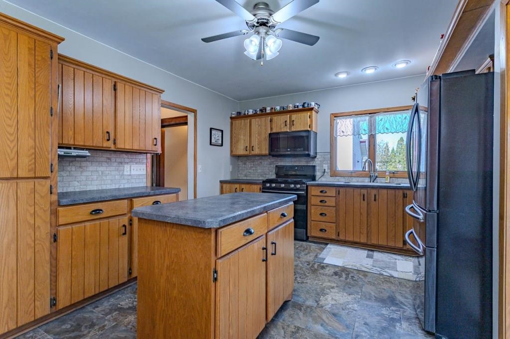 508 ALLEN STREET, Athens, Wisconsin 54411, 3 Bedrooms Bedrooms, ,2 BathroomsBathrooms,Residential,For Sale,508 ALLEN STREET,22504943