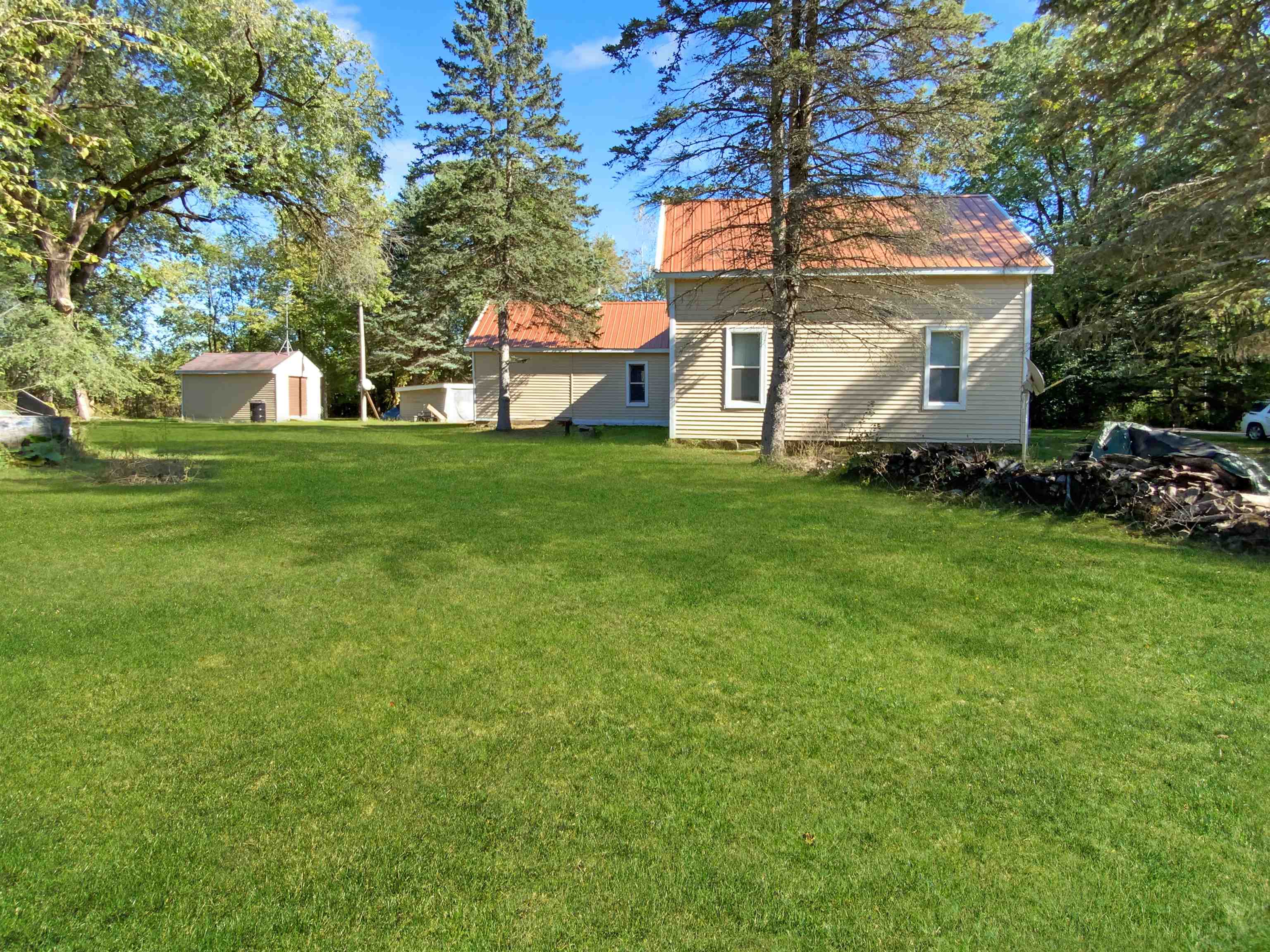 W11160 APACHE ROAD, Plainfield, Wisconsin 54966, 2 Bedrooms Bedrooms, ,1 BathroomBathrooms,Residential,For Sale,W11160 APACHE ROAD,22504947