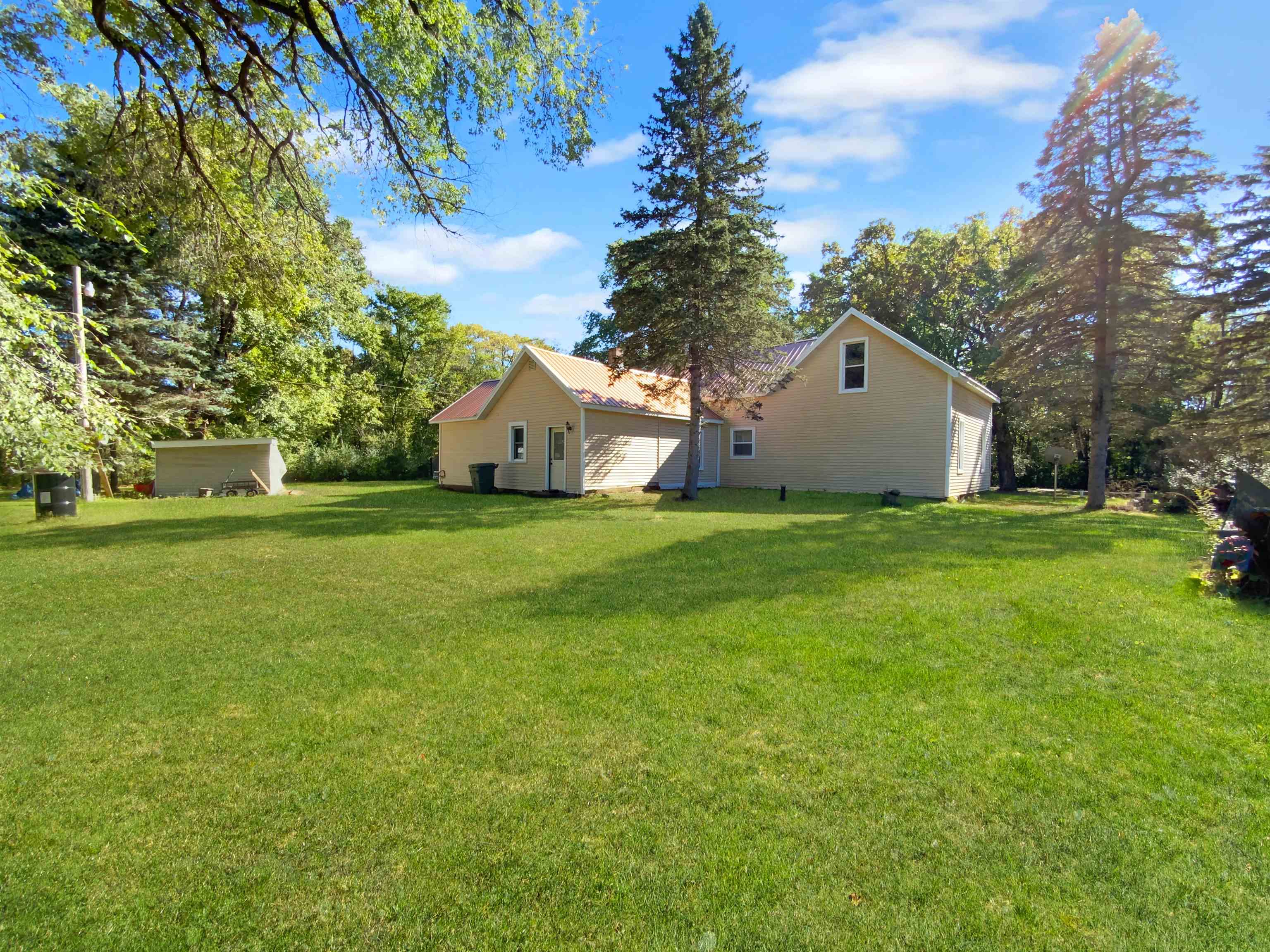 W11160 APACHE ROAD, Plainfield, Wisconsin 54966, 2 Bedrooms Bedrooms, ,1 BathroomBathrooms,Residential,For Sale,W11160 APACHE ROAD,22504947