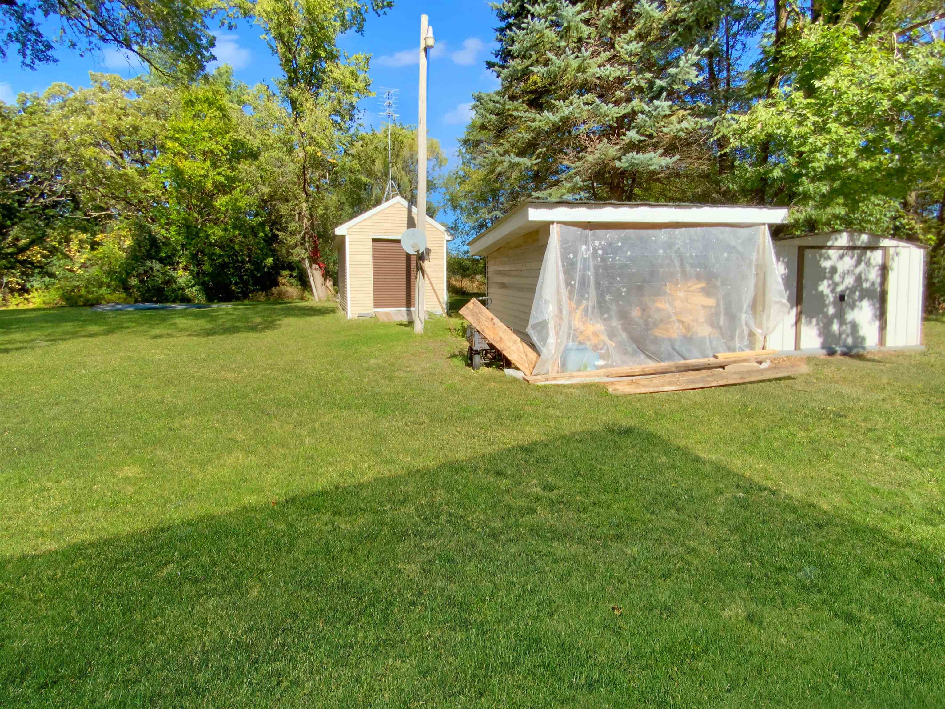 W11160 APACHE ROAD, Plainfield, Wisconsin 54966, 2 Bedrooms Bedrooms, ,1 BathroomBathrooms,Residential,For Sale,W11160 APACHE ROAD,22504947