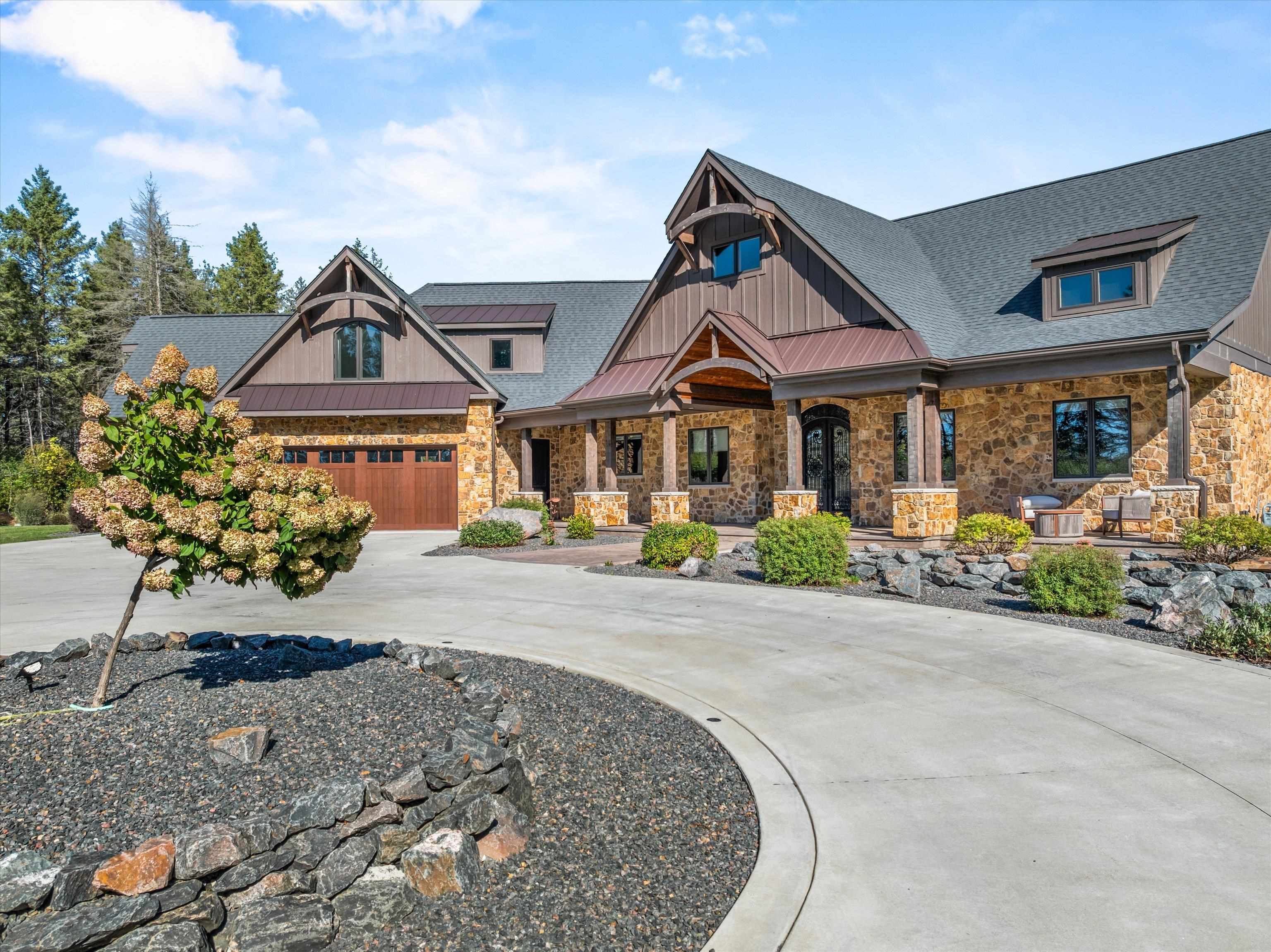 10778 LINCOLN AVENUE, Marshfield, Wisconsin 54449, 4 Bedrooms Bedrooms, ,4 BathroomsBathrooms,Residential,For Sale,10778 LINCOLN AVENUE,22504955