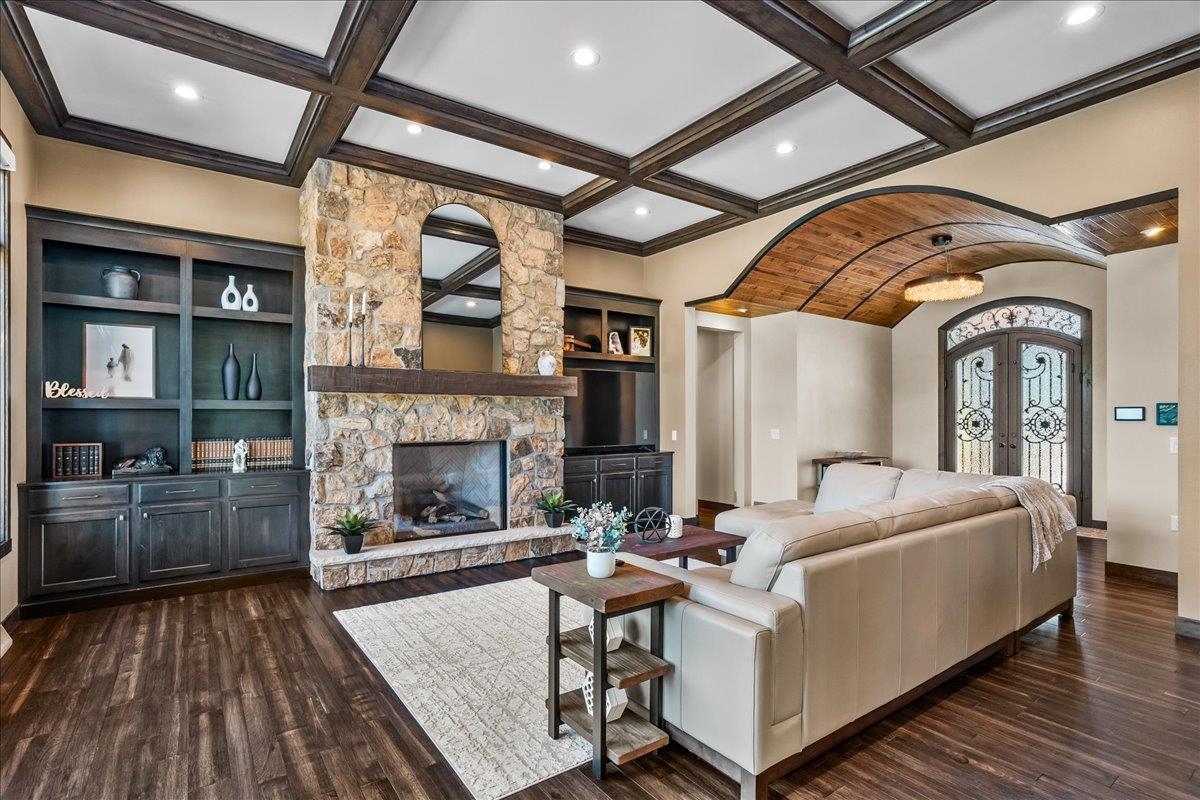 10778 LINCOLN AVENUE, Marshfield, Wisconsin 54449, 4 Bedrooms Bedrooms, ,4 BathroomsBathrooms,Residential,For Sale,10778 LINCOLN AVENUE,22504955