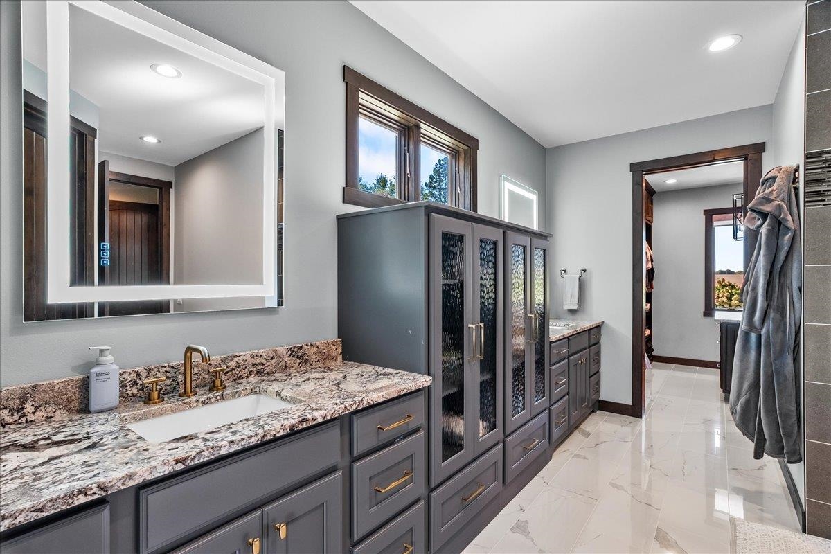 10778 LINCOLN AVENUE, Marshfield, Wisconsin 54449, 4 Bedrooms Bedrooms, ,4 BathroomsBathrooms,Residential,For Sale,10778 LINCOLN AVENUE,22504955