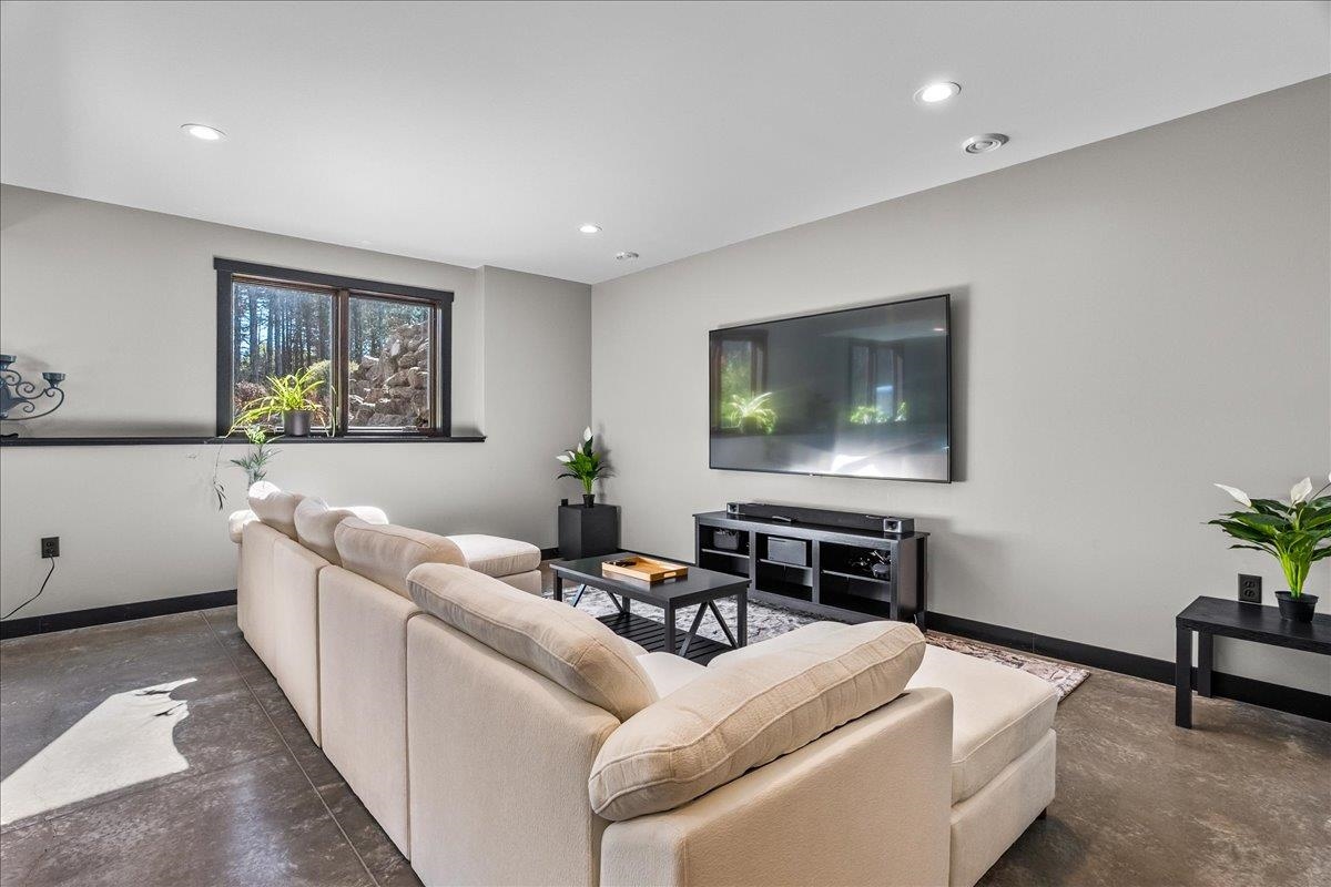 10778 LINCOLN AVENUE, Marshfield, Wisconsin 54449, 4 Bedrooms Bedrooms, ,4 BathroomsBathrooms,Residential,For Sale,10778 LINCOLN AVENUE,22504955