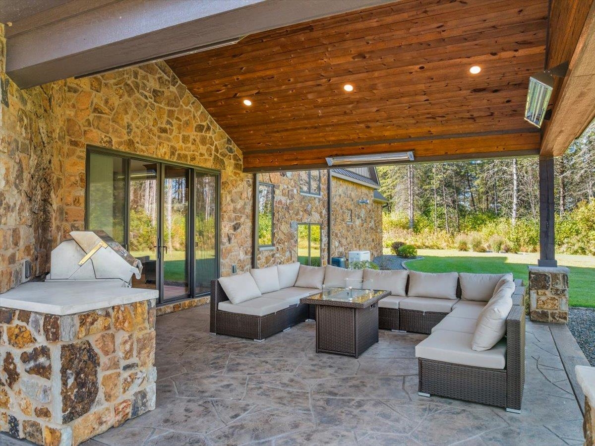 10778 LINCOLN AVENUE, Marshfield, Wisconsin 54449, 4 Bedrooms Bedrooms, ,4 BathroomsBathrooms,Residential,For Sale,10778 LINCOLN AVENUE,22504955