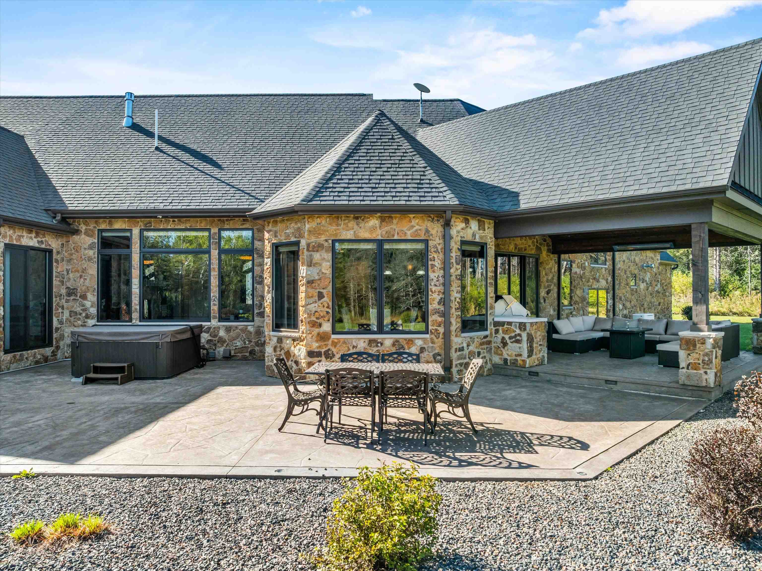 10778 LINCOLN AVENUE, Marshfield, Wisconsin 54449, 4 Bedrooms Bedrooms, ,4 BathroomsBathrooms,Residential,For Sale,10778 LINCOLN AVENUE,22504955