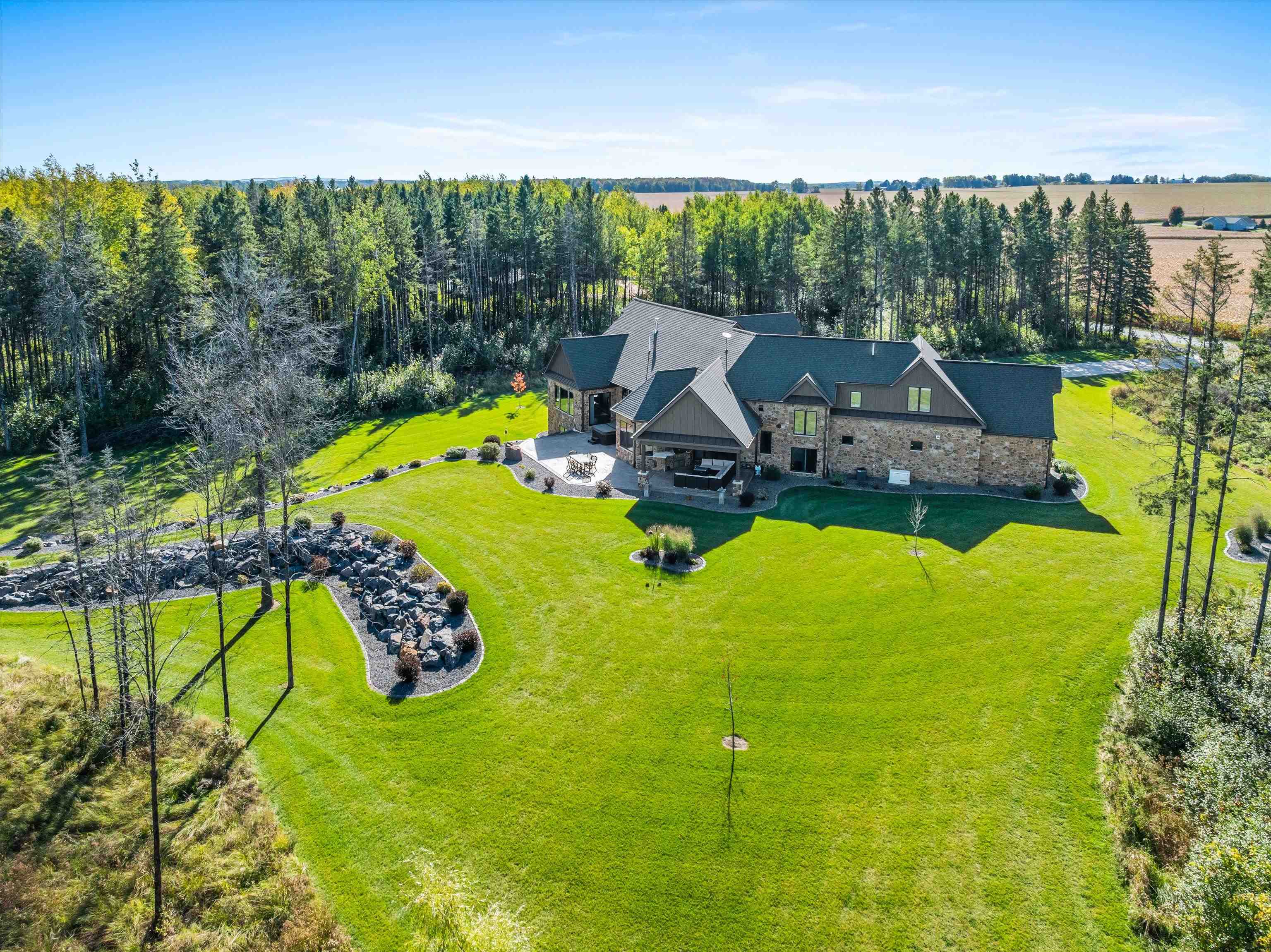 10778 LINCOLN AVENUE, Marshfield, Wisconsin 54449, 4 Bedrooms Bedrooms, ,4 BathroomsBathrooms,Residential,For Sale,10778 LINCOLN AVENUE,22504955