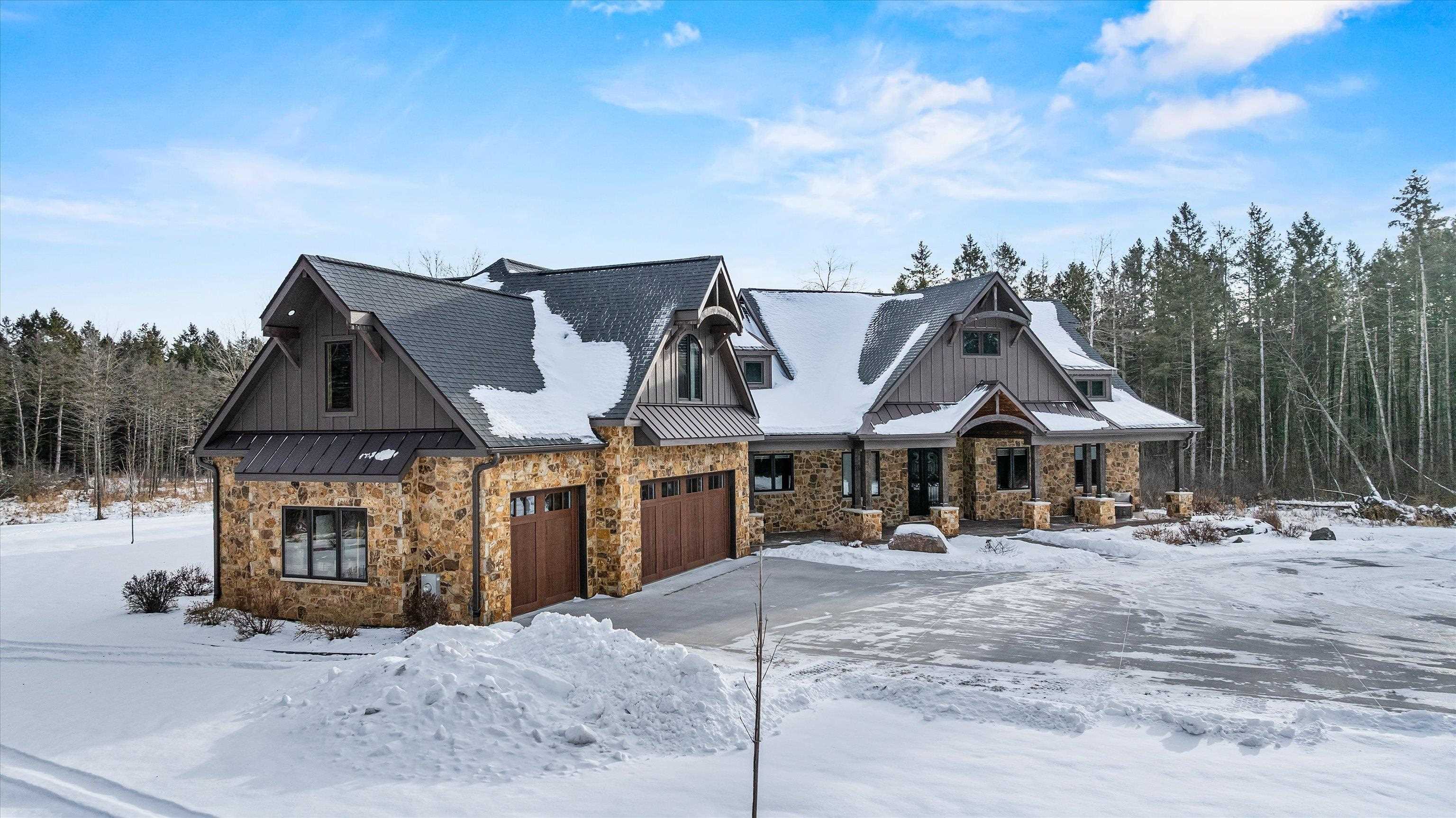 10778 LINCOLN AVENUE, Marshfield, Wisconsin 54449, 4 Bedrooms Bedrooms, ,4 BathroomsBathrooms,Residential,For Sale,10778 LINCOLN AVENUE,22504955