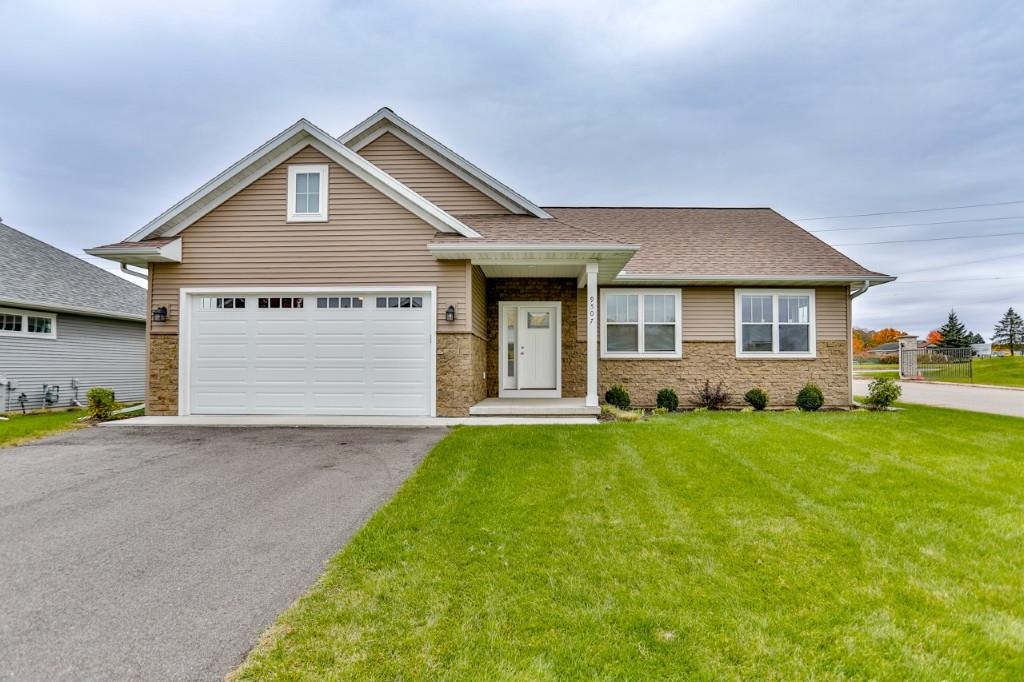 9507 EXCALIBUR DRIVE, Weston, Wisconsin 54476, 3 Bedrooms Bedrooms, ,2 BathroomsBathrooms,Residential,For Sale,9507 EXCALIBUR DRIVE,22505007