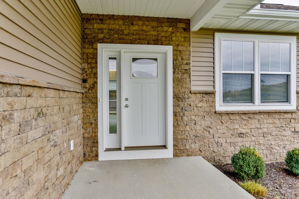 9507 EXCALIBUR DRIVE, Weston, Wisconsin 54476, 3 Bedrooms Bedrooms, ,2 BathroomsBathrooms,Residential,For Sale,9507 EXCALIBUR DRIVE,22505007