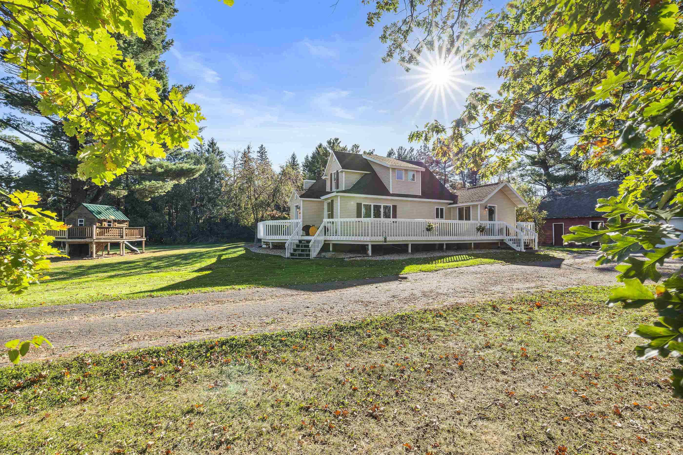 10145 WASHINGTON AVENUE, Marshfield, Wisconsin 54449, 4 Bedrooms Bedrooms, ,4 BathroomsBathrooms,Residential,For Sale,10145 WASHINGTON AVENUE,22505008