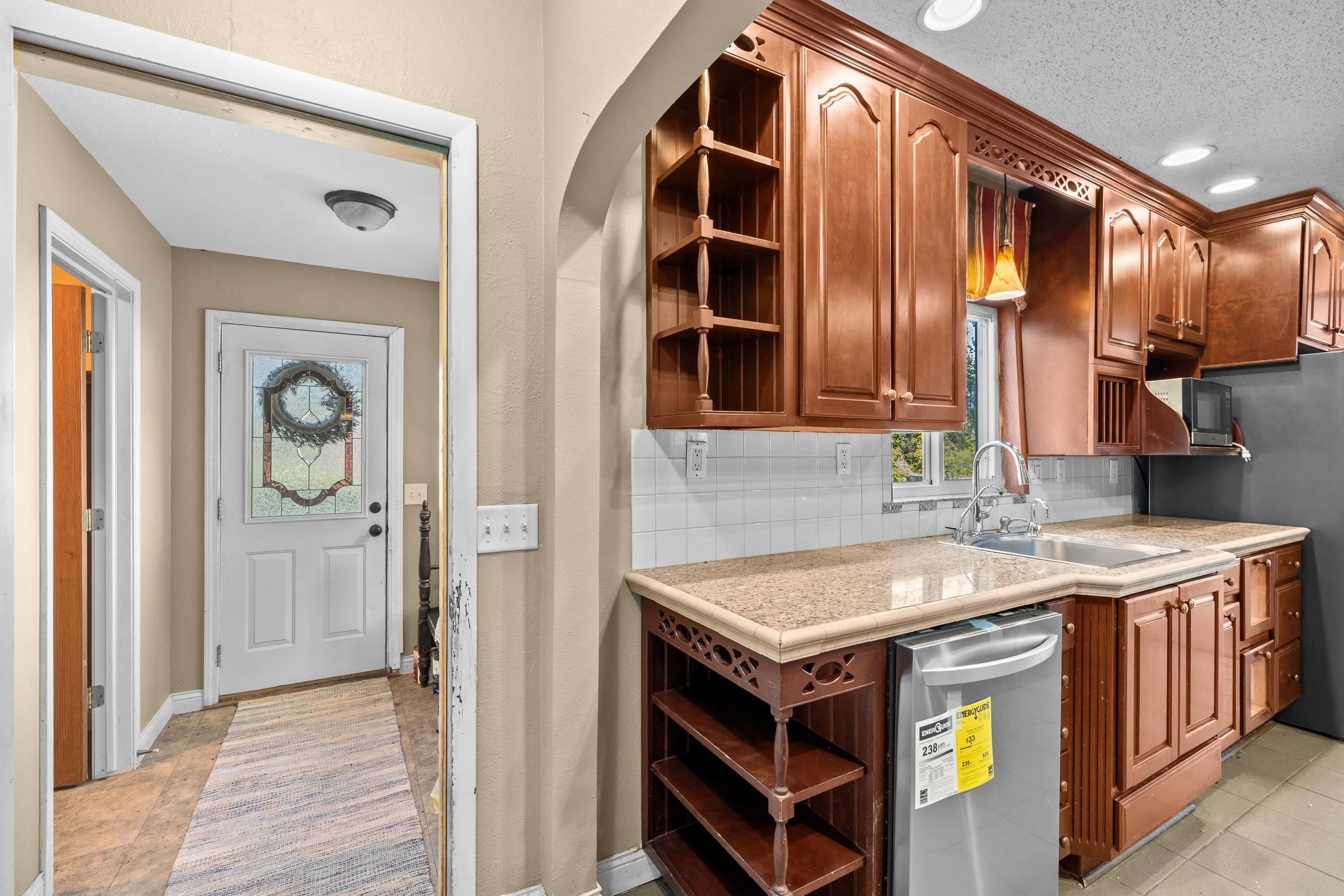 10145 WASHINGTON AVENUE, Marshfield, Wisconsin 54449, 4 Bedrooms Bedrooms, ,4 BathroomsBathrooms,Residential,For Sale,10145 WASHINGTON AVENUE,22505008