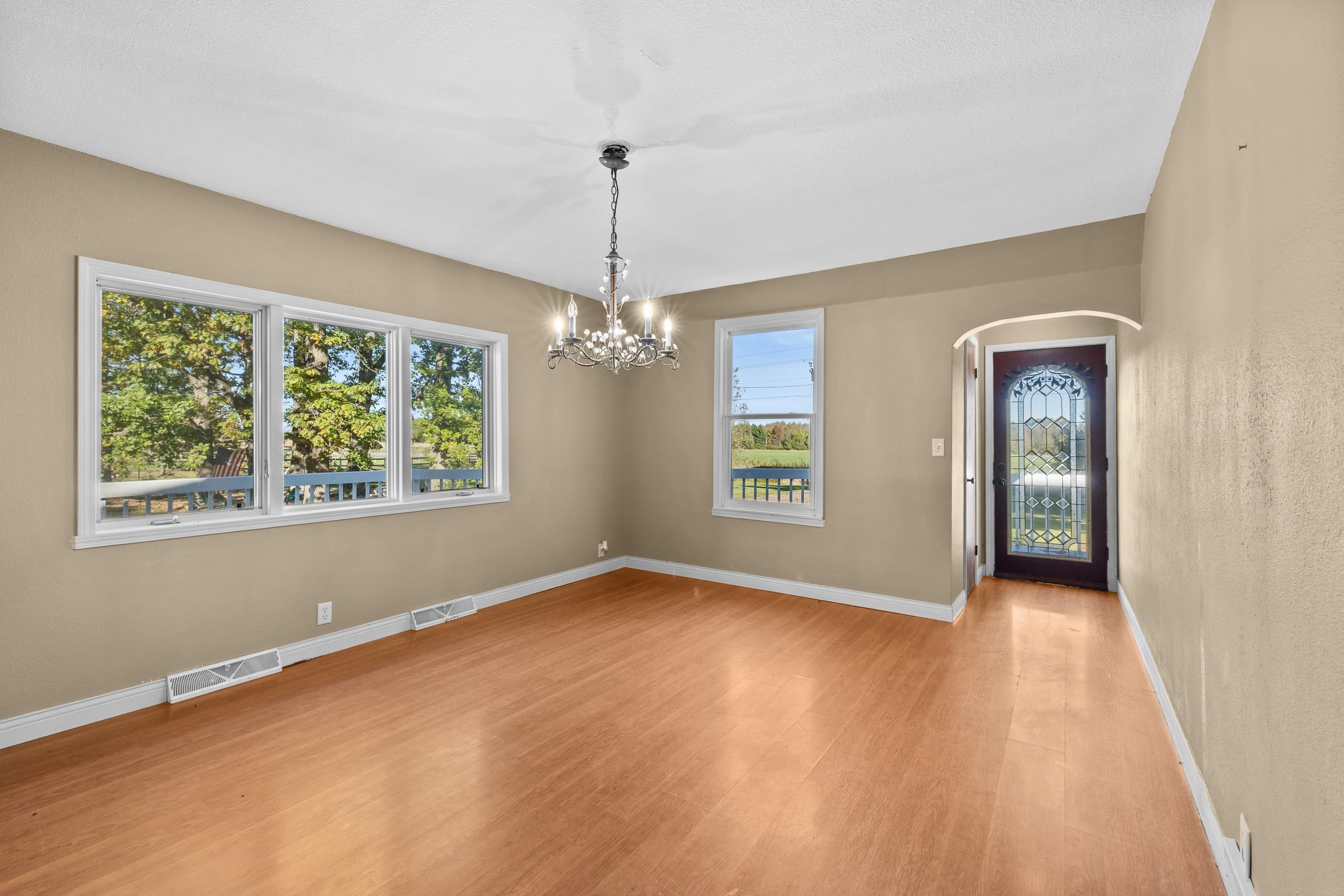 10145 WASHINGTON AVENUE, Marshfield, Wisconsin 54449, 4 Bedrooms Bedrooms, ,4 BathroomsBathrooms,Residential,For Sale,10145 WASHINGTON AVENUE,22505008