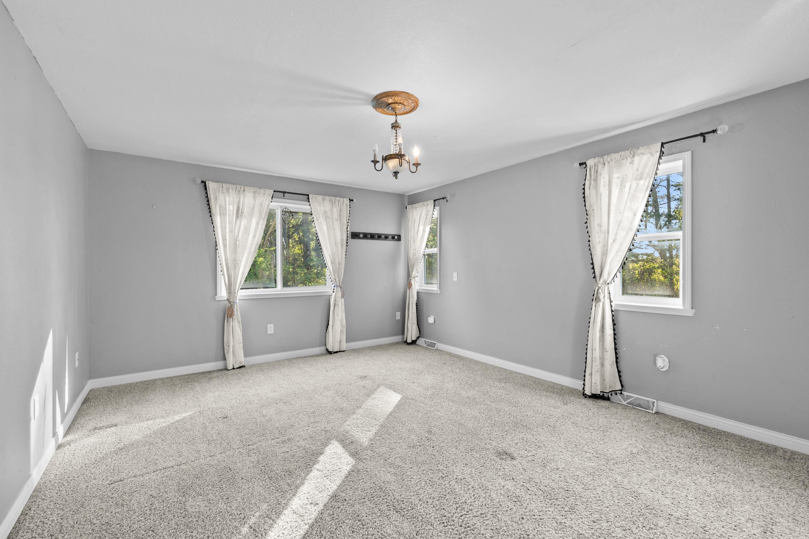 10145 WASHINGTON AVENUE, Marshfield, Wisconsin 54449, 4 Bedrooms Bedrooms, ,4 BathroomsBathrooms,Residential,For Sale,10145 WASHINGTON AVENUE,22505008