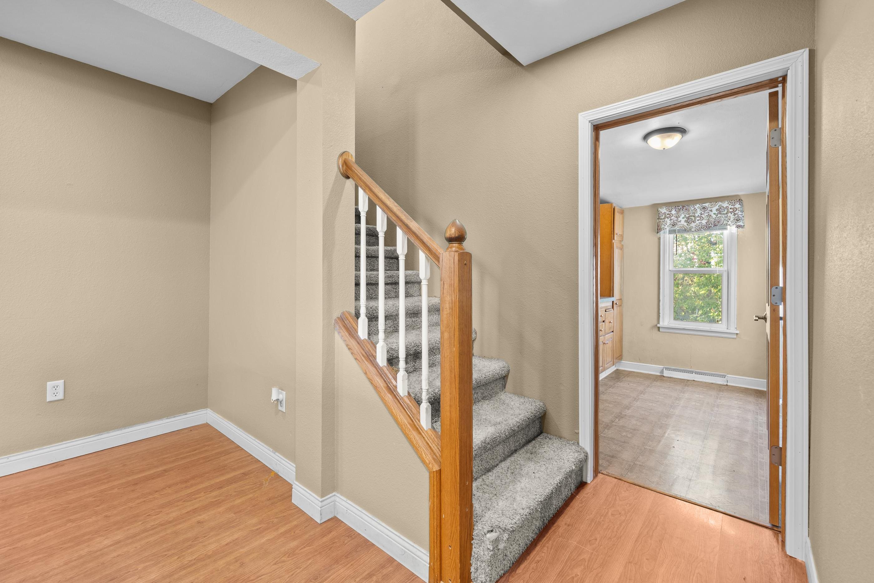 10145 WASHINGTON AVENUE, Marshfield, Wisconsin 54449, 4 Bedrooms Bedrooms, ,4 BathroomsBathrooms,Residential,For Sale,10145 WASHINGTON AVENUE,22505008