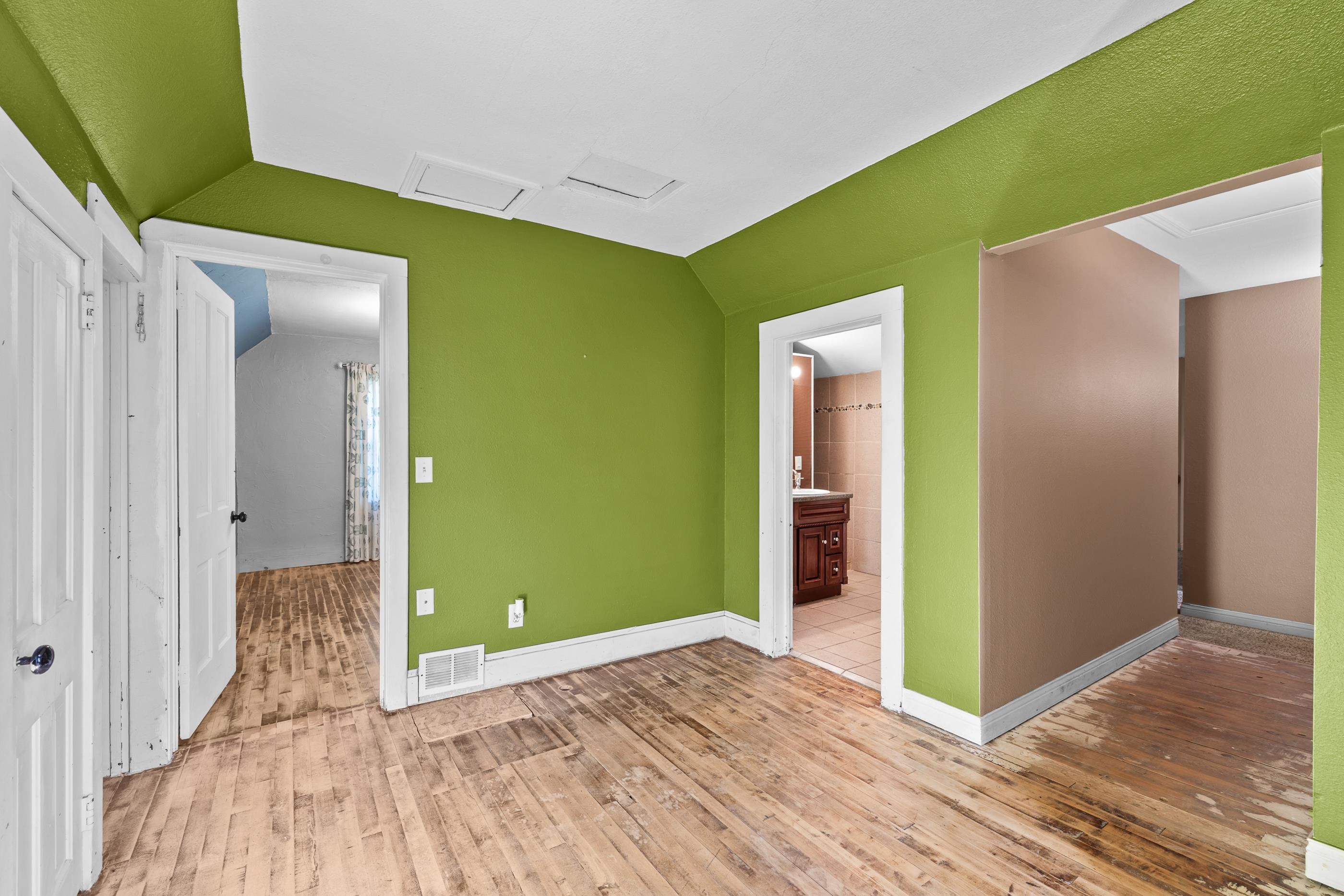 10145 WASHINGTON AVENUE, Marshfield, Wisconsin 54449, 4 Bedrooms Bedrooms, ,4 BathroomsBathrooms,Residential,For Sale,10145 WASHINGTON AVENUE,22505008