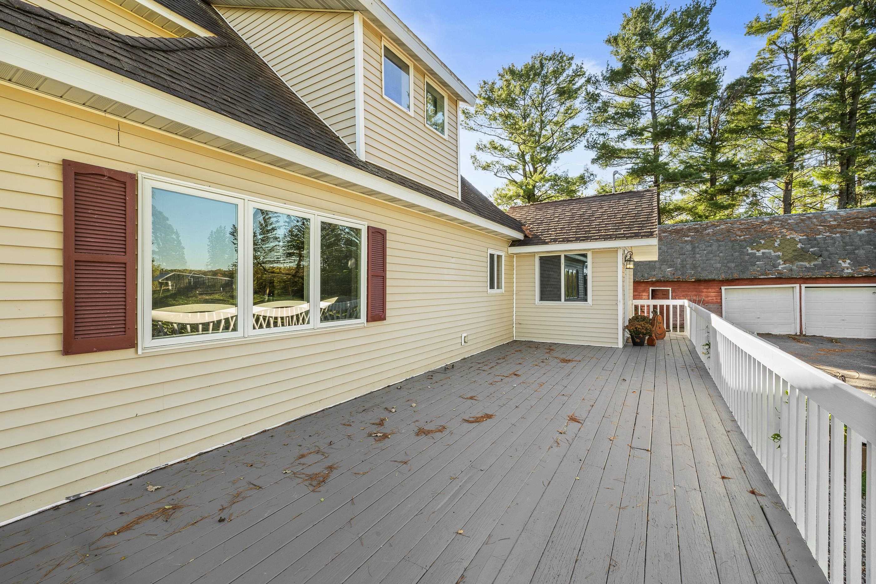 10145 WASHINGTON AVENUE, Marshfield, Wisconsin 54449, 4 Bedrooms Bedrooms, ,4 BathroomsBathrooms,Residential,For Sale,10145 WASHINGTON AVENUE,22505008