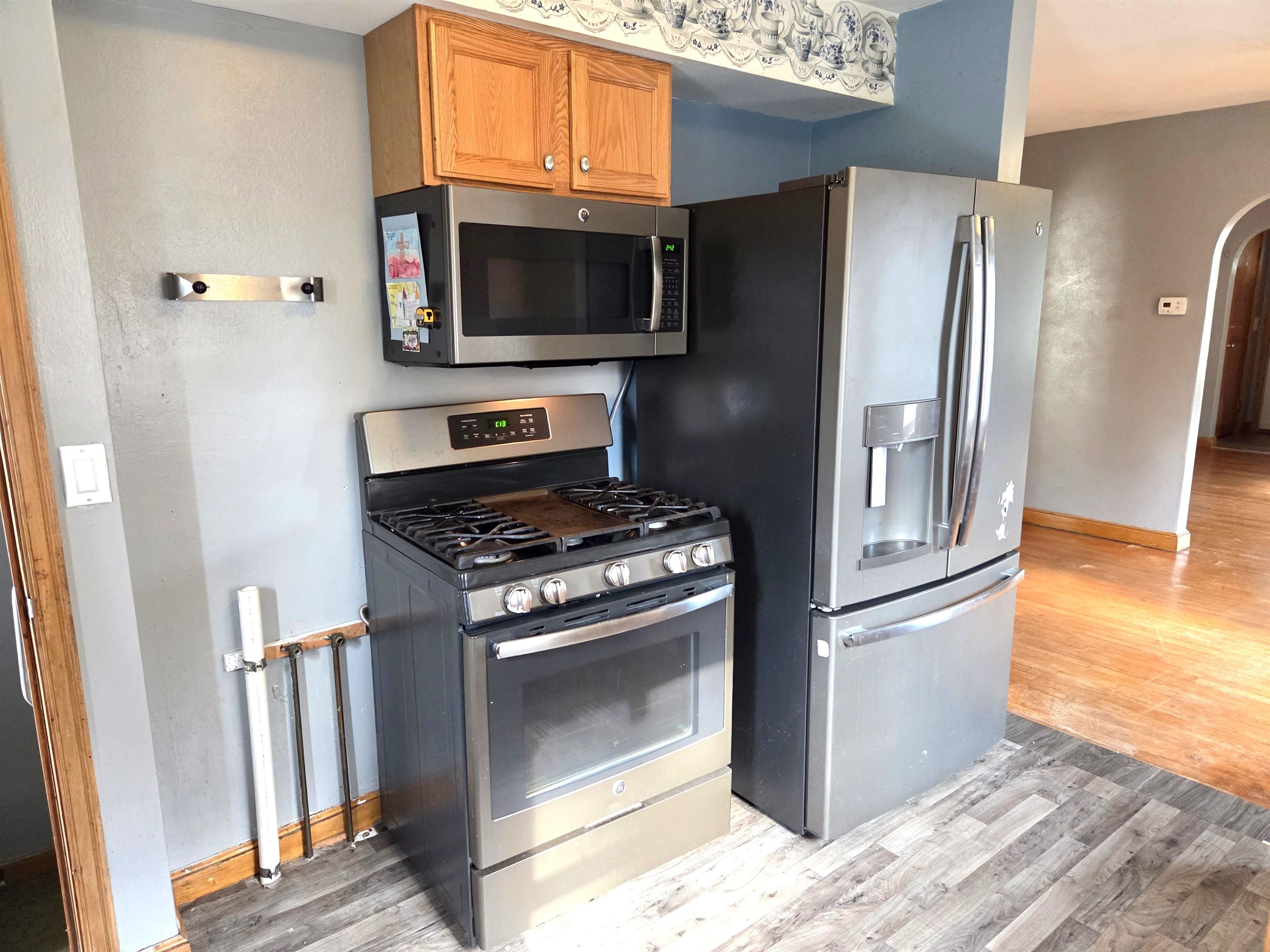 604 N CHESTNUT AVENUE, Marshfield, Wisconsin 54449, 4 Bedrooms Bedrooms, ,2 BathroomsBathrooms,Residential,For Sale,604 N CHESTNUT AVENUE,22505028