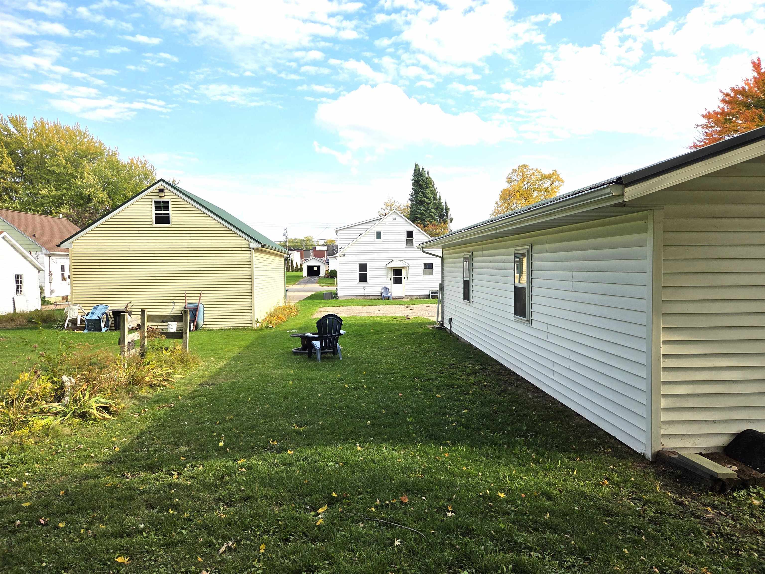 604 N CHESTNUT AVENUE, Marshfield, Wisconsin 54449, 4 Bedrooms Bedrooms, ,2 BathroomsBathrooms,Residential,For Sale,604 N CHESTNUT AVENUE,22505028