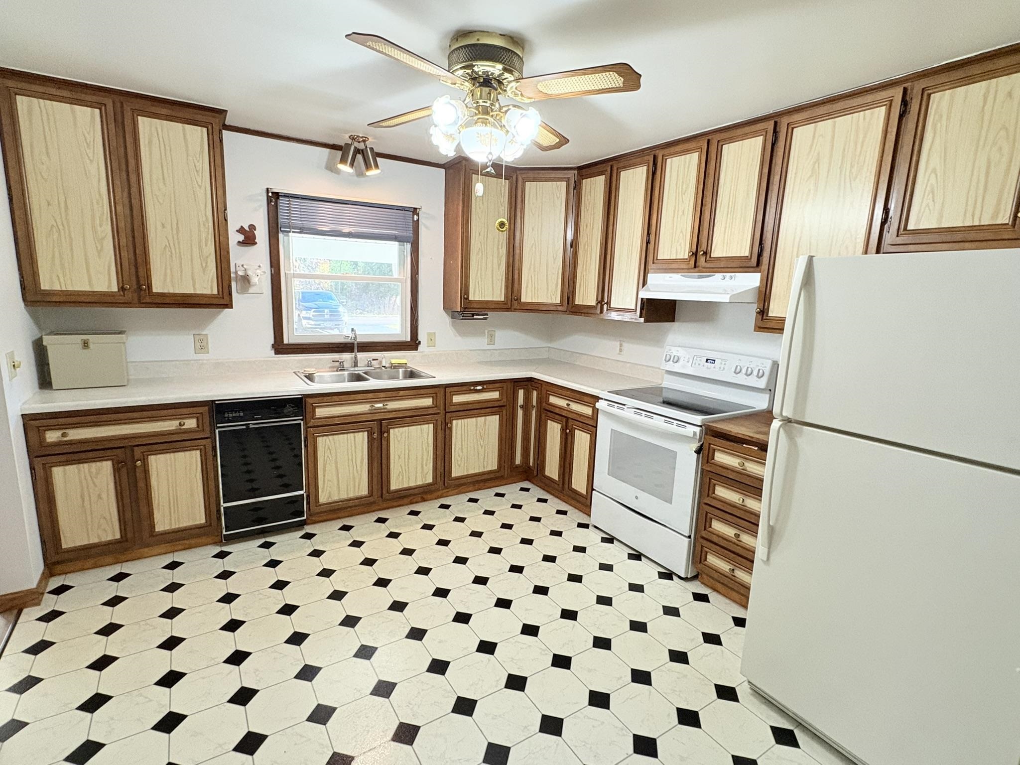 2633 SWIGGUM LANE, Nekoosa, Wisconsin 54457, 3 Bedrooms Bedrooms, ,1 BathroomBathrooms,Residential,For Sale,2633 SWIGGUM LANE,22505056