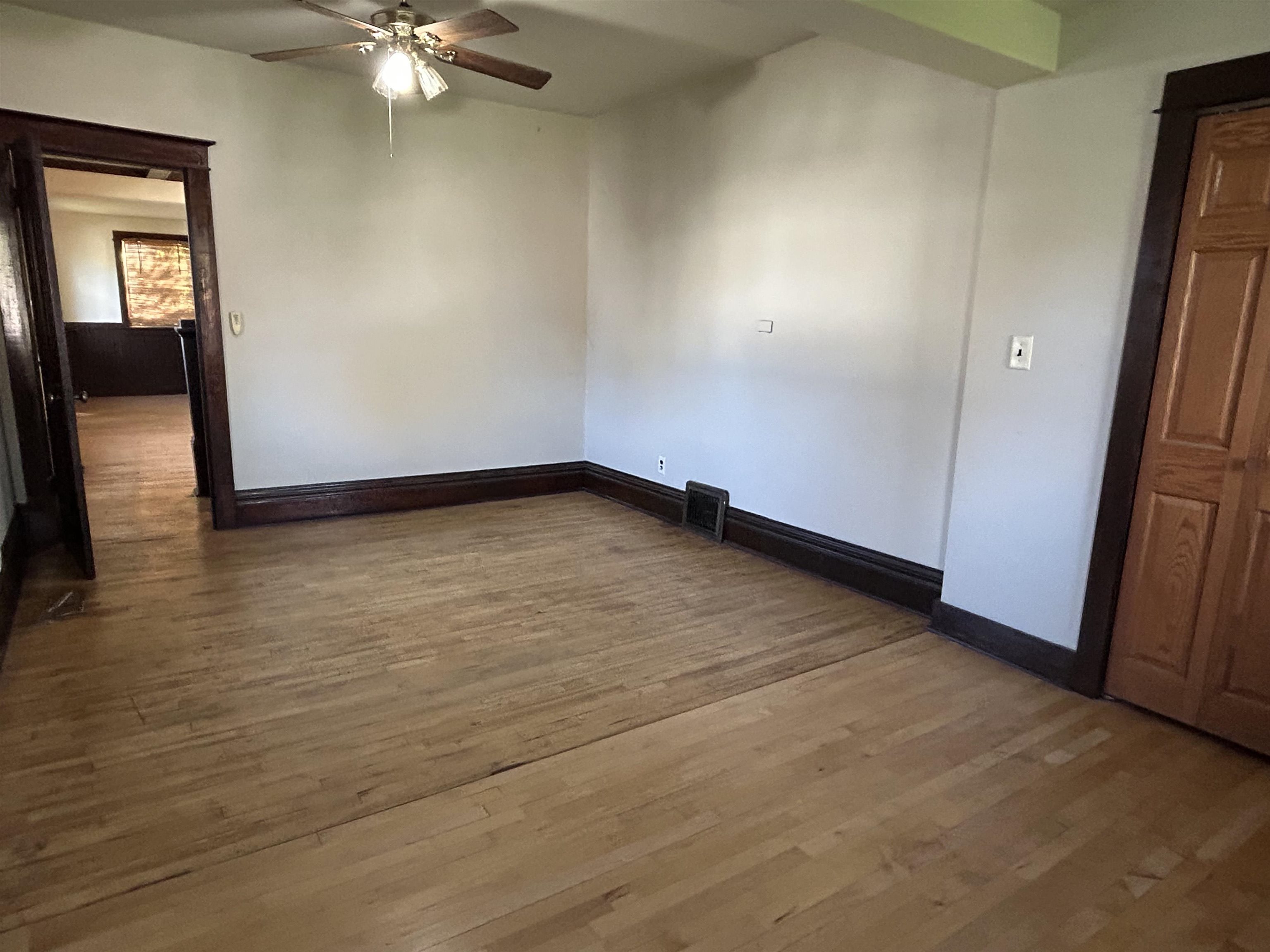 108 HINMAN AVENUE, Marshfield, Wisconsin 54449, 3 Bedrooms Bedrooms, ,1 BathroomBathrooms,Residential,For Sale,108 HINMAN AVENUE,22505069