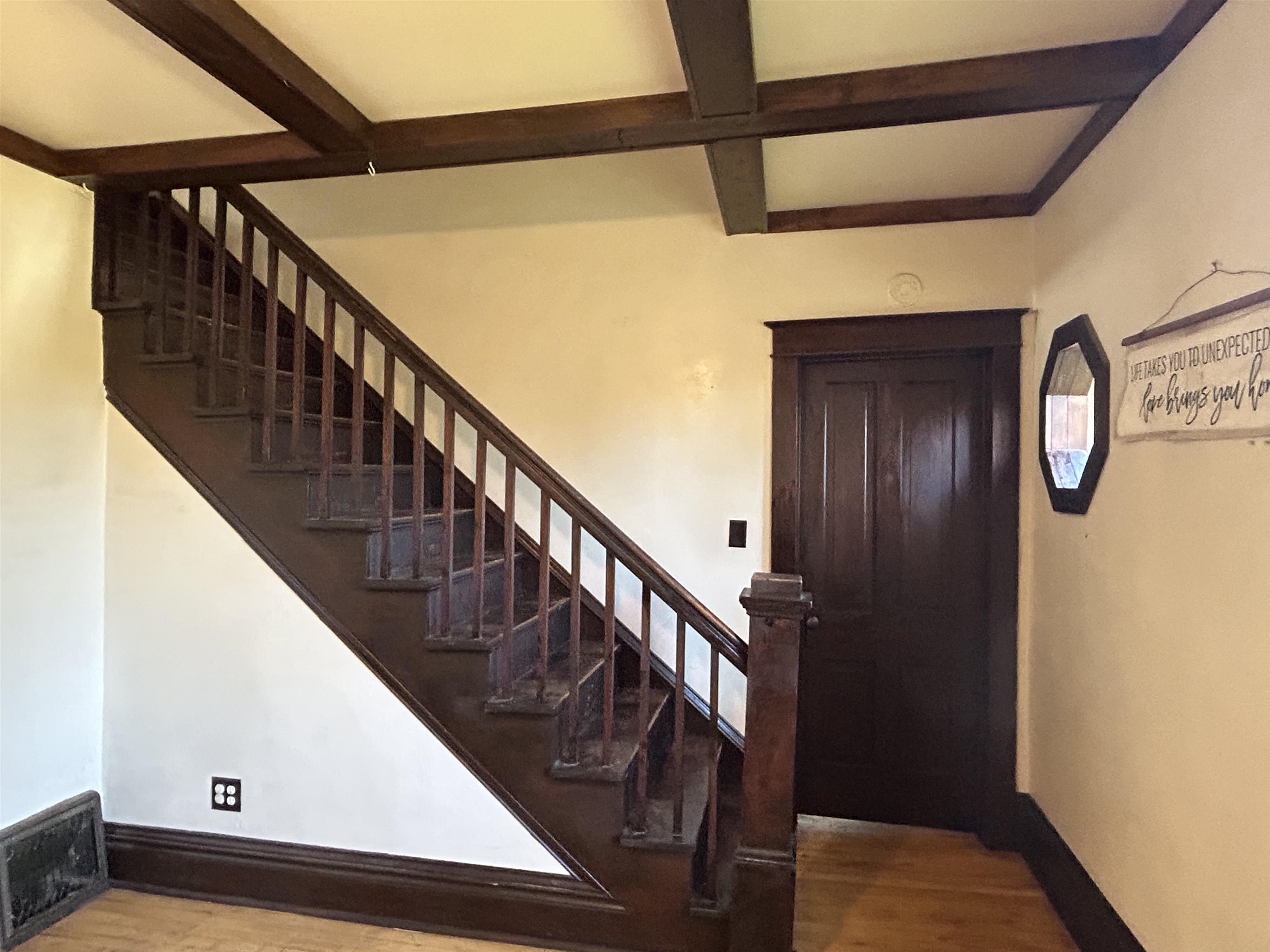 108 HINMAN AVENUE, Marshfield, Wisconsin 54449, 3 Bedrooms Bedrooms, ,1 BathroomBathrooms,Residential,For Sale,108 HINMAN AVENUE,22505069