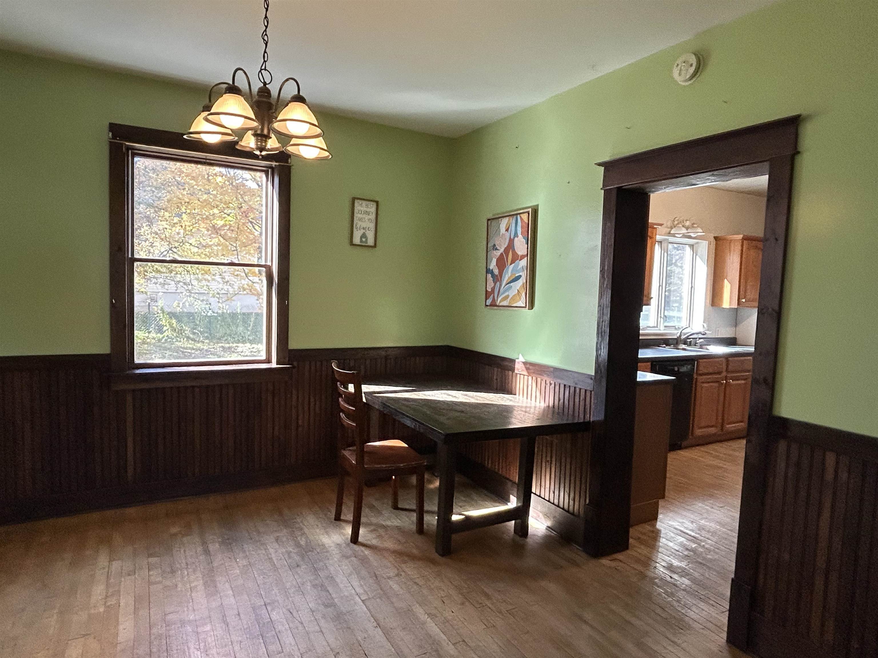 108 HINMAN AVENUE, Marshfield, Wisconsin 54449, 3 Bedrooms Bedrooms, ,1 BathroomBathrooms,Residential,For Sale,108 HINMAN AVENUE,22505069